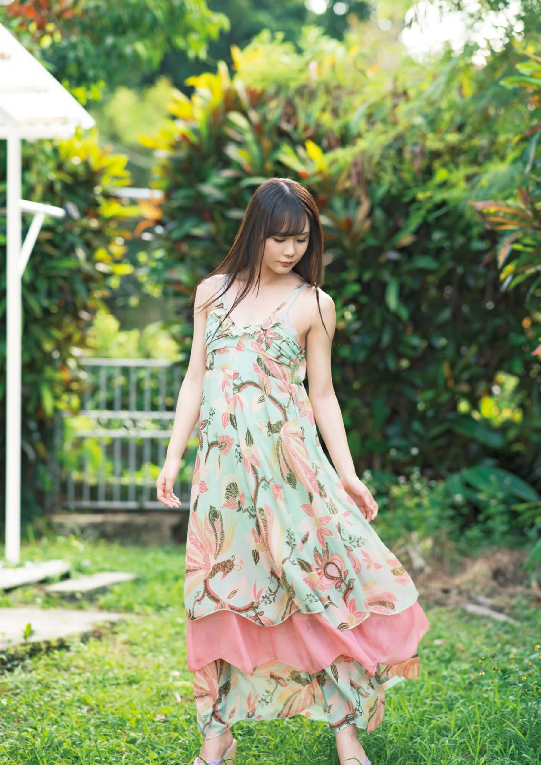 坂道美琉《1st写真集 Pendiente》 - Photo 4