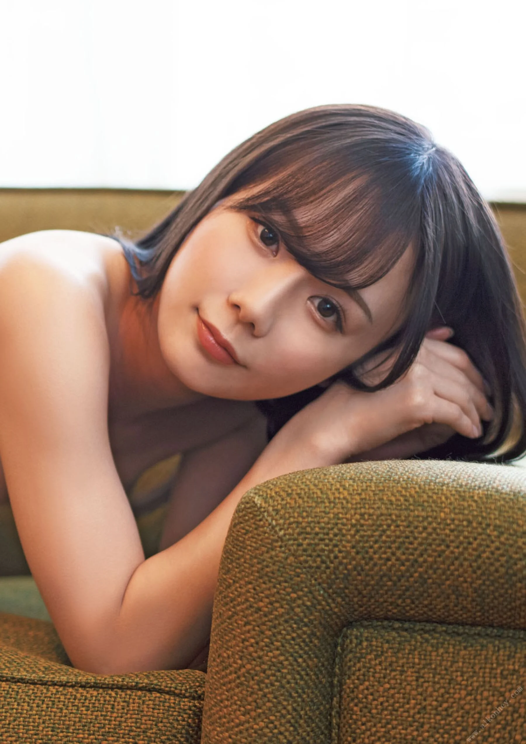 坂道美琉《1st写真集 Pendiente》 - Photo 13