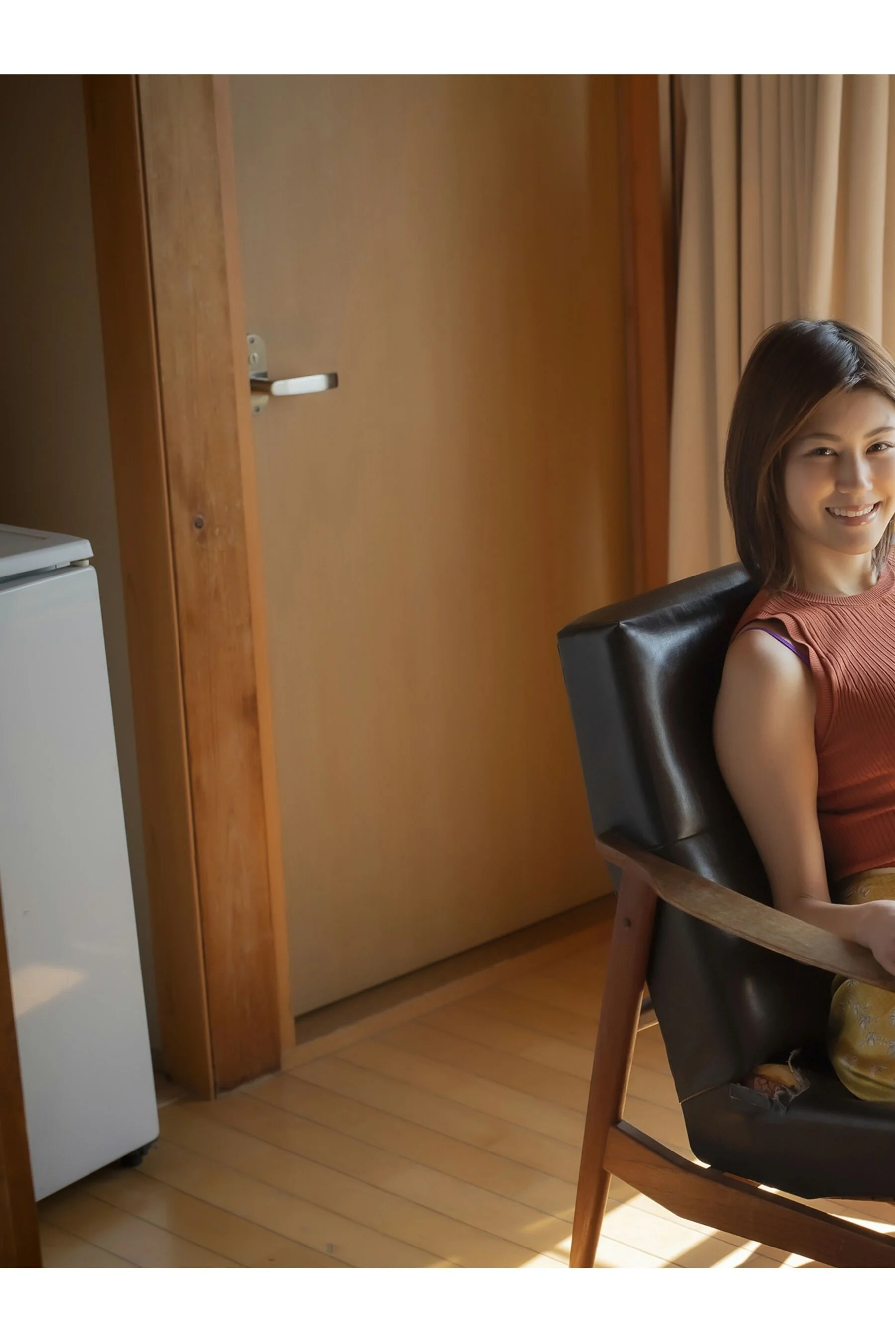 美乃雀《不伦日记～接吻》 - Photo 27