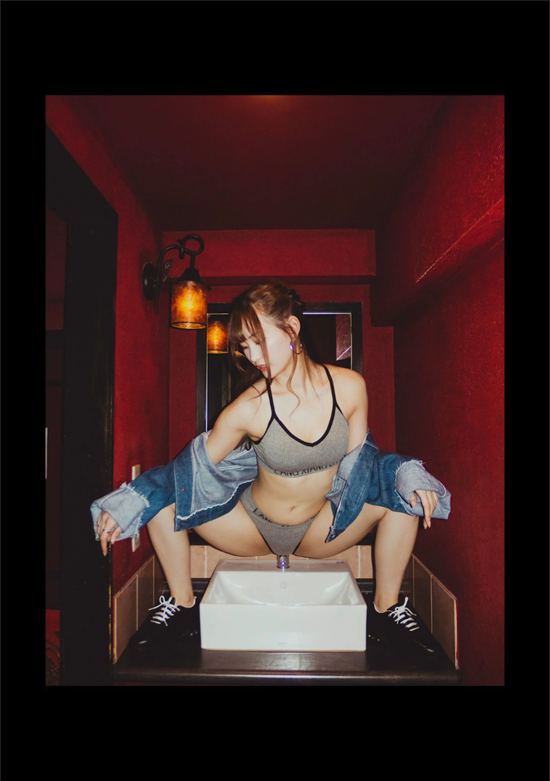 美谷朱里 - Photo 15