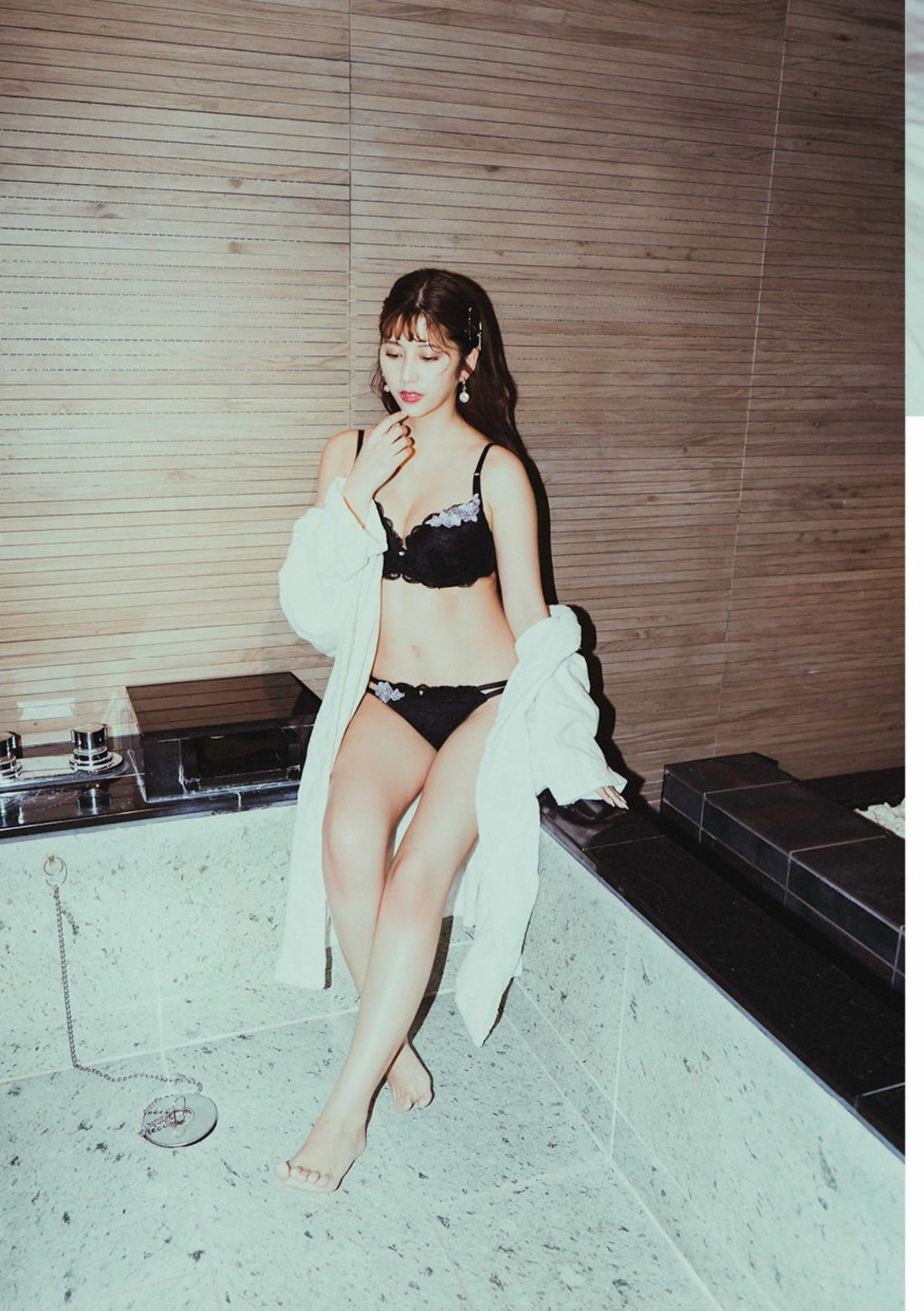 七森莉莉 - Photo 15