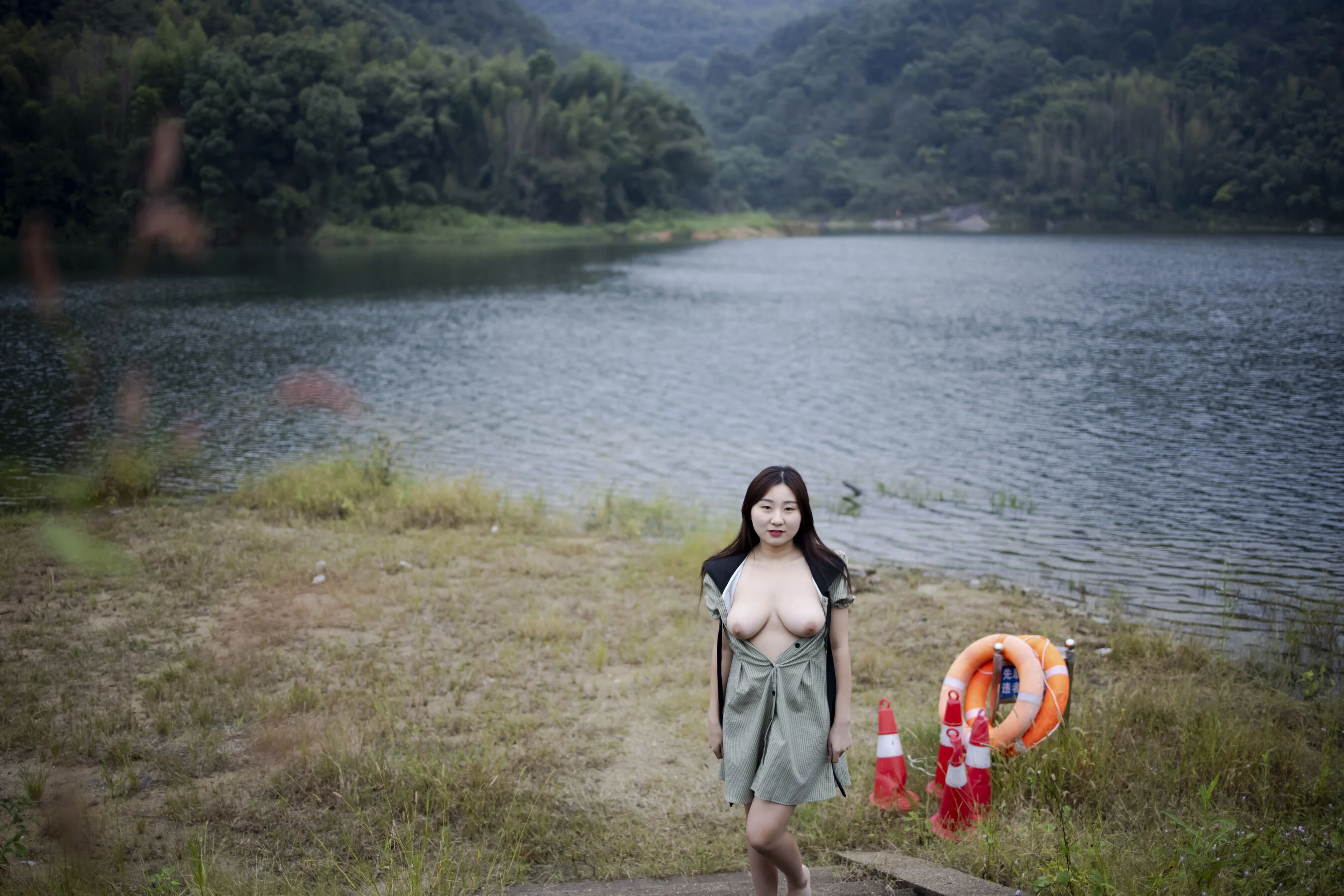 国模芊芸大尺度性爱人体私拍套图 - Photo 127