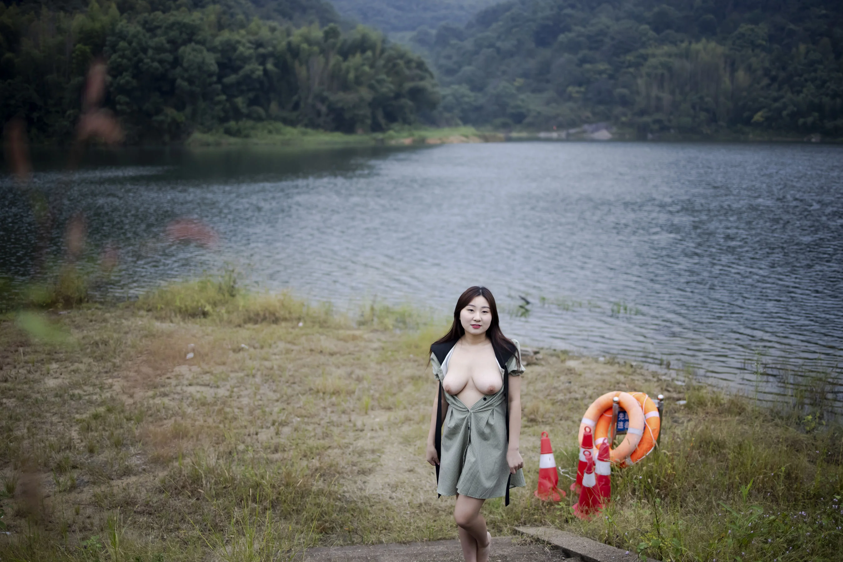 国模芊芸大尺度性爱人体私拍套图 - Photo 130