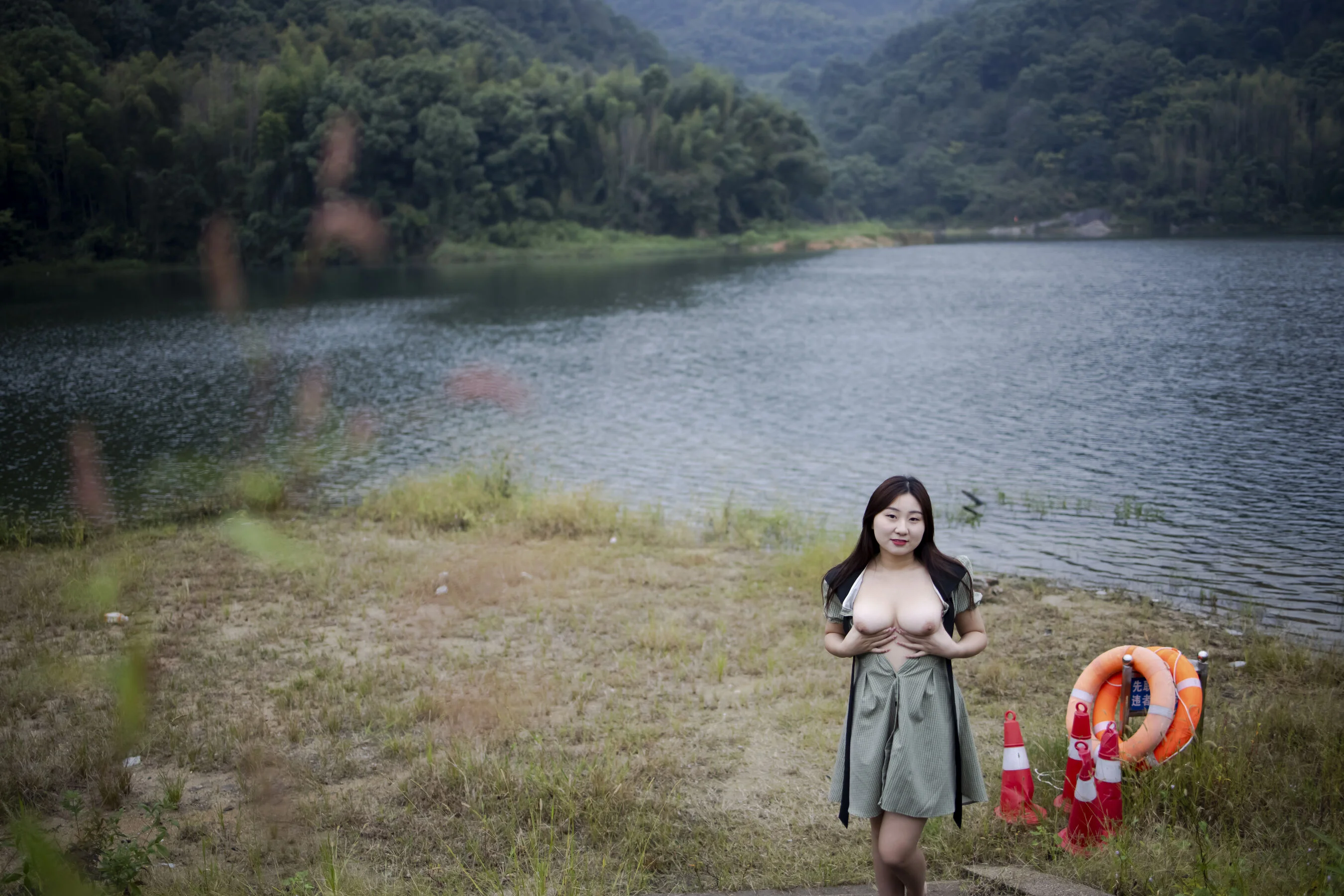 国模芊芸大尺度性爱人体私拍套图 - Photo 132