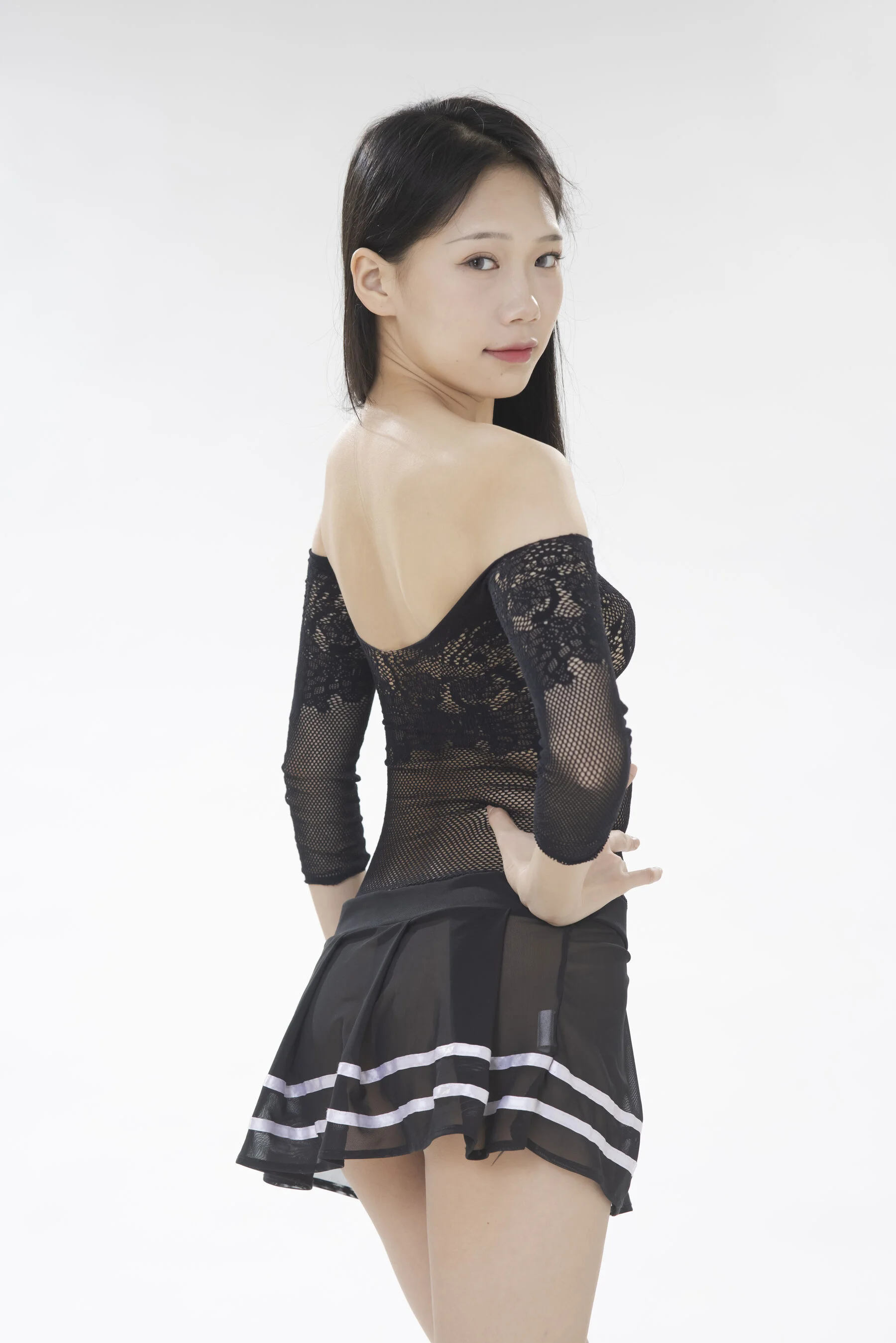 国模庆云大尺度人体私拍套图 - Photo 122