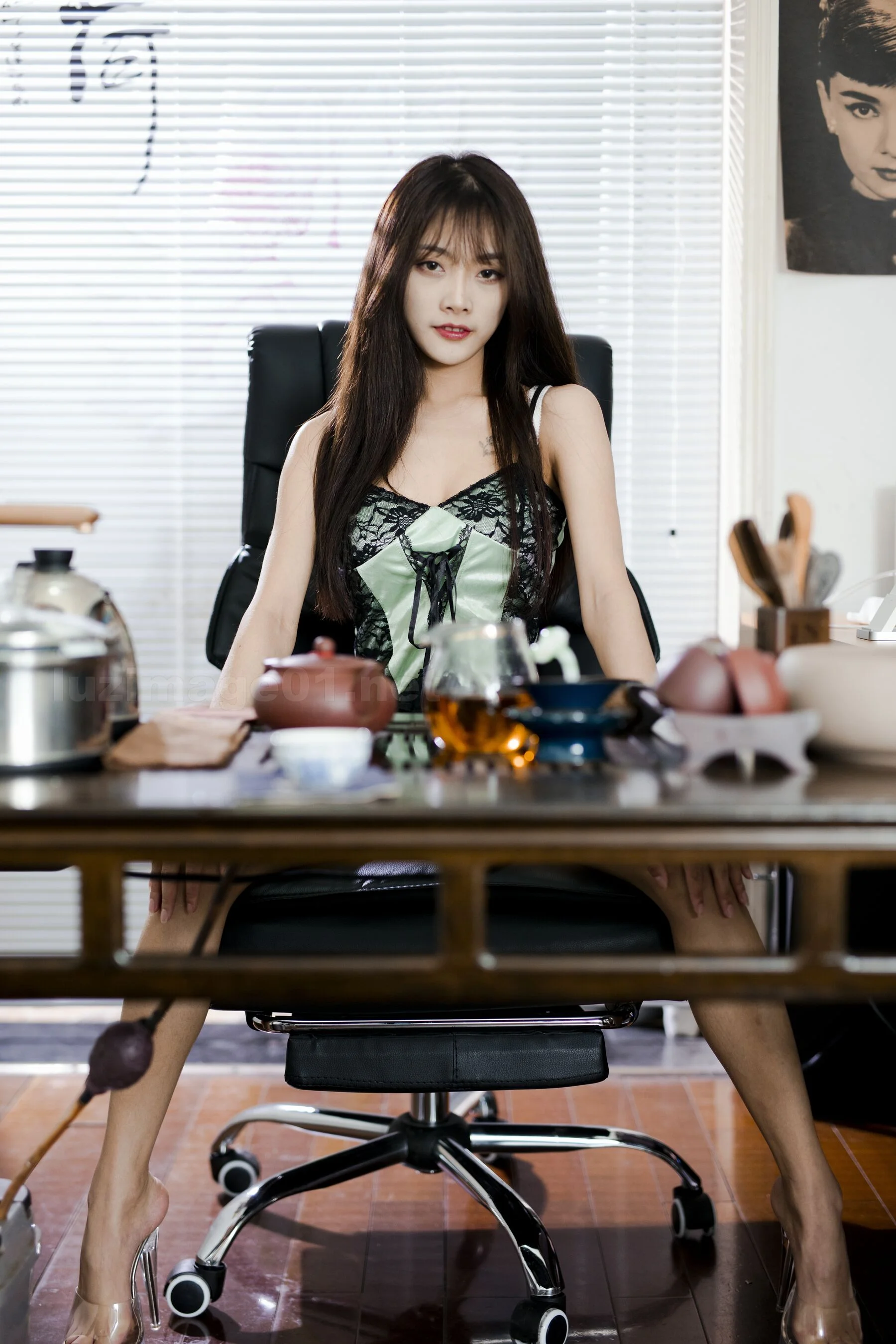国模佳妮（小杨妹妹）大尺度人体私拍陶套图 - Photo 45