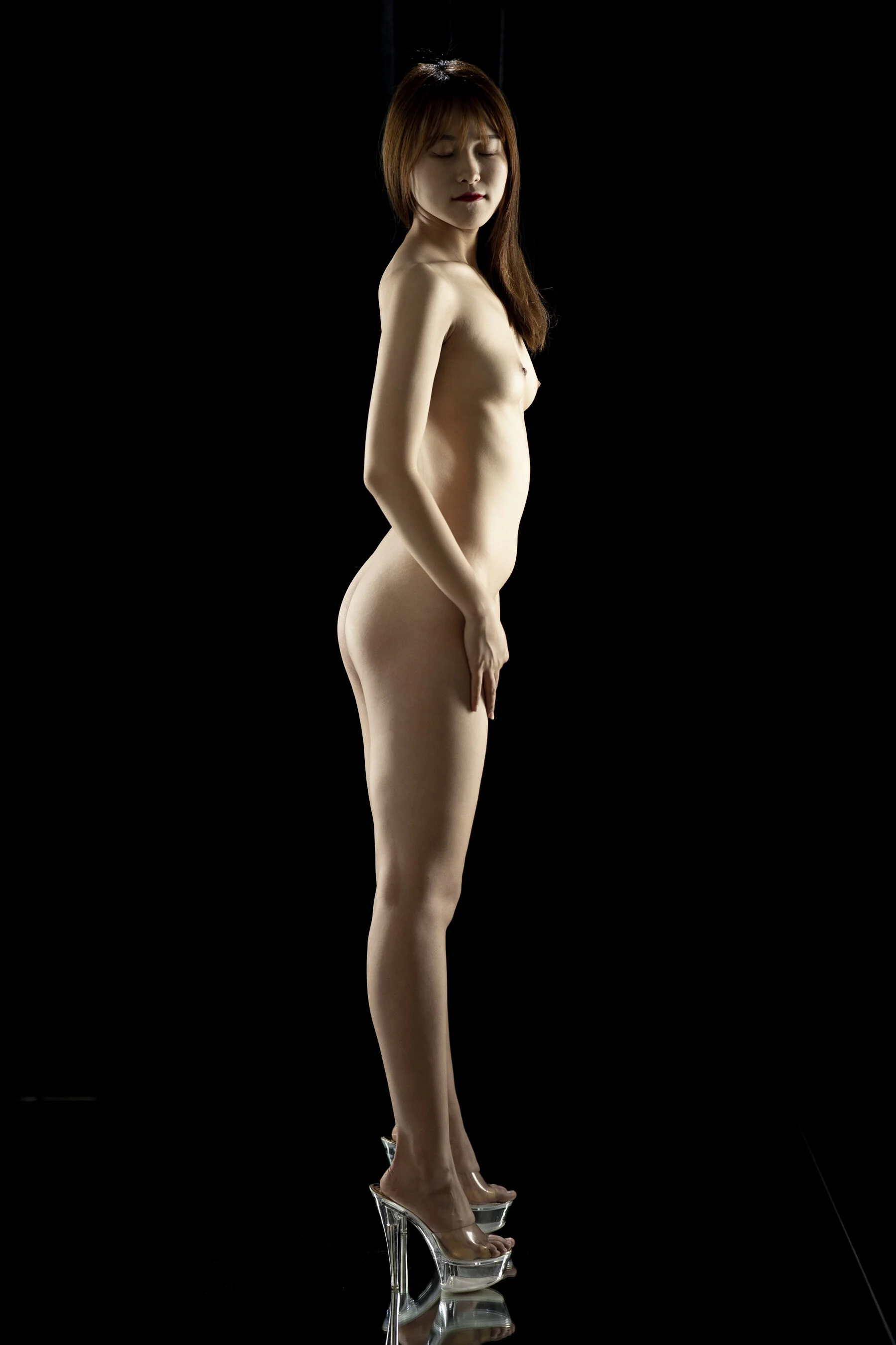 国模子涵大尺度人体私拍套图 - Photo 118