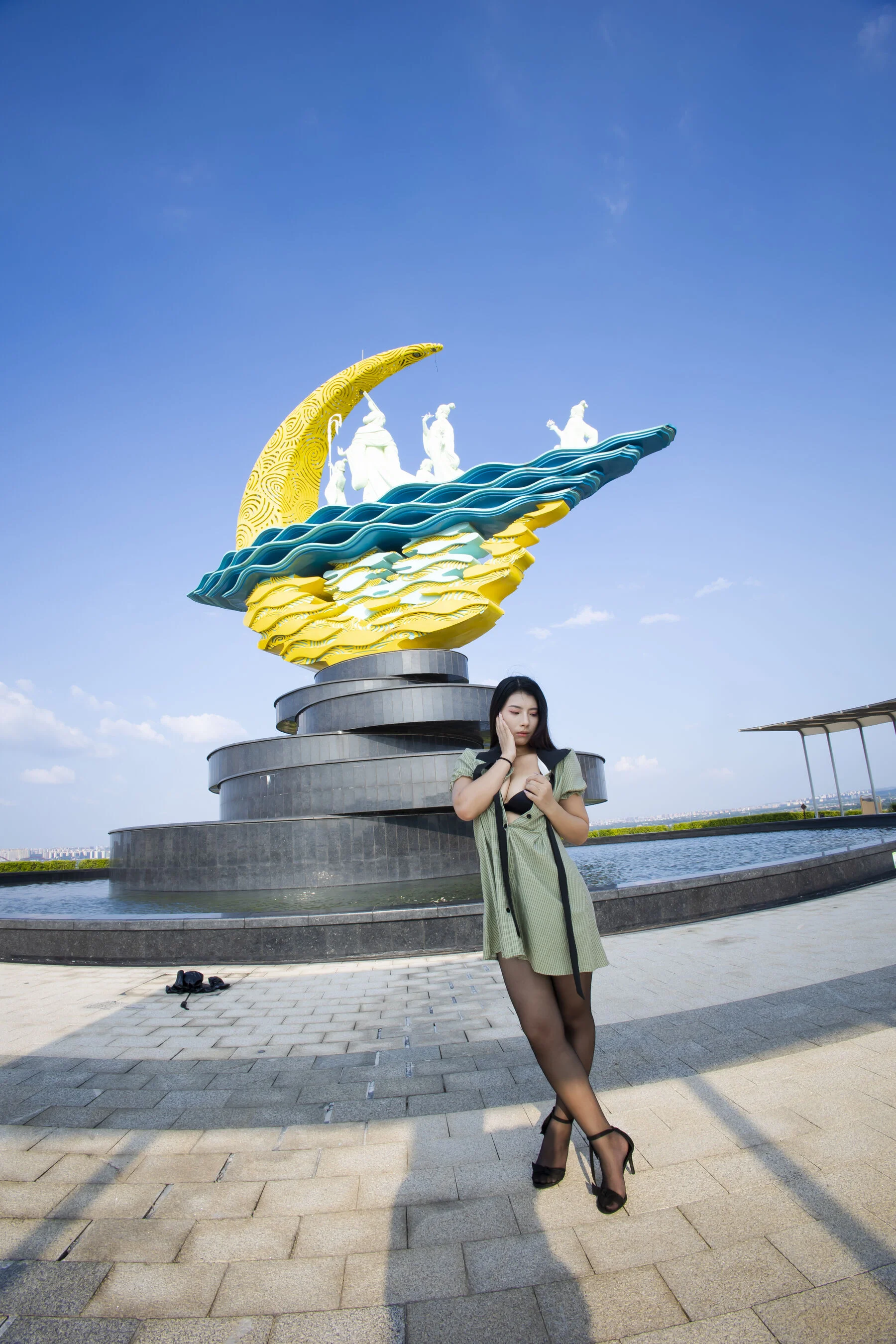 国模静一大尺度人体私拍套图 - Photo 88