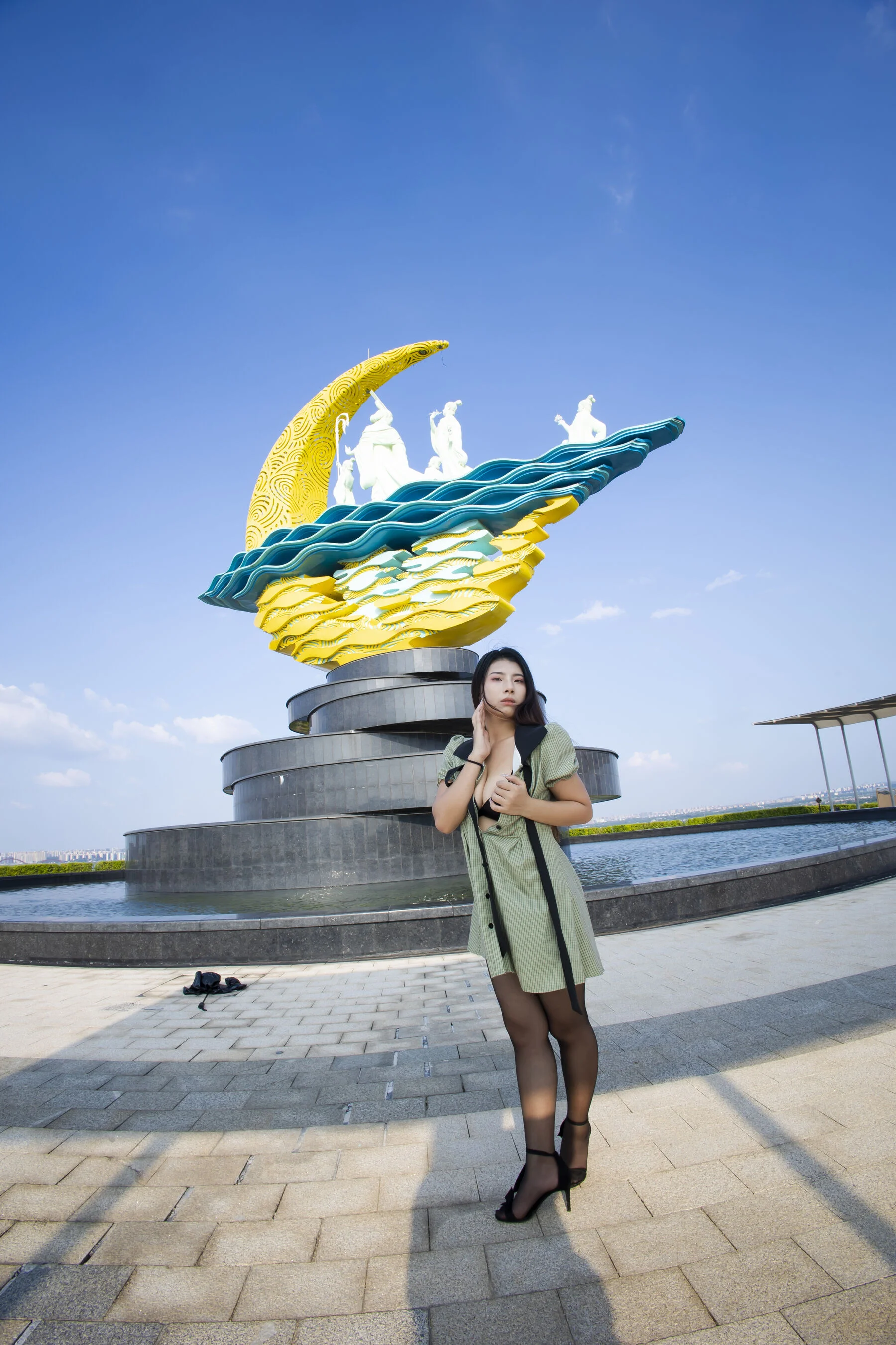 国模静一大尺度人体私拍套图 - Photo 92