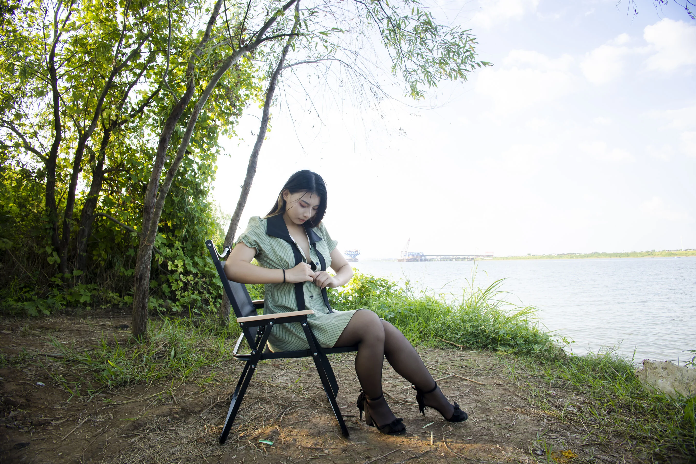 国模静一大尺度人体私拍套图 - Photo 203