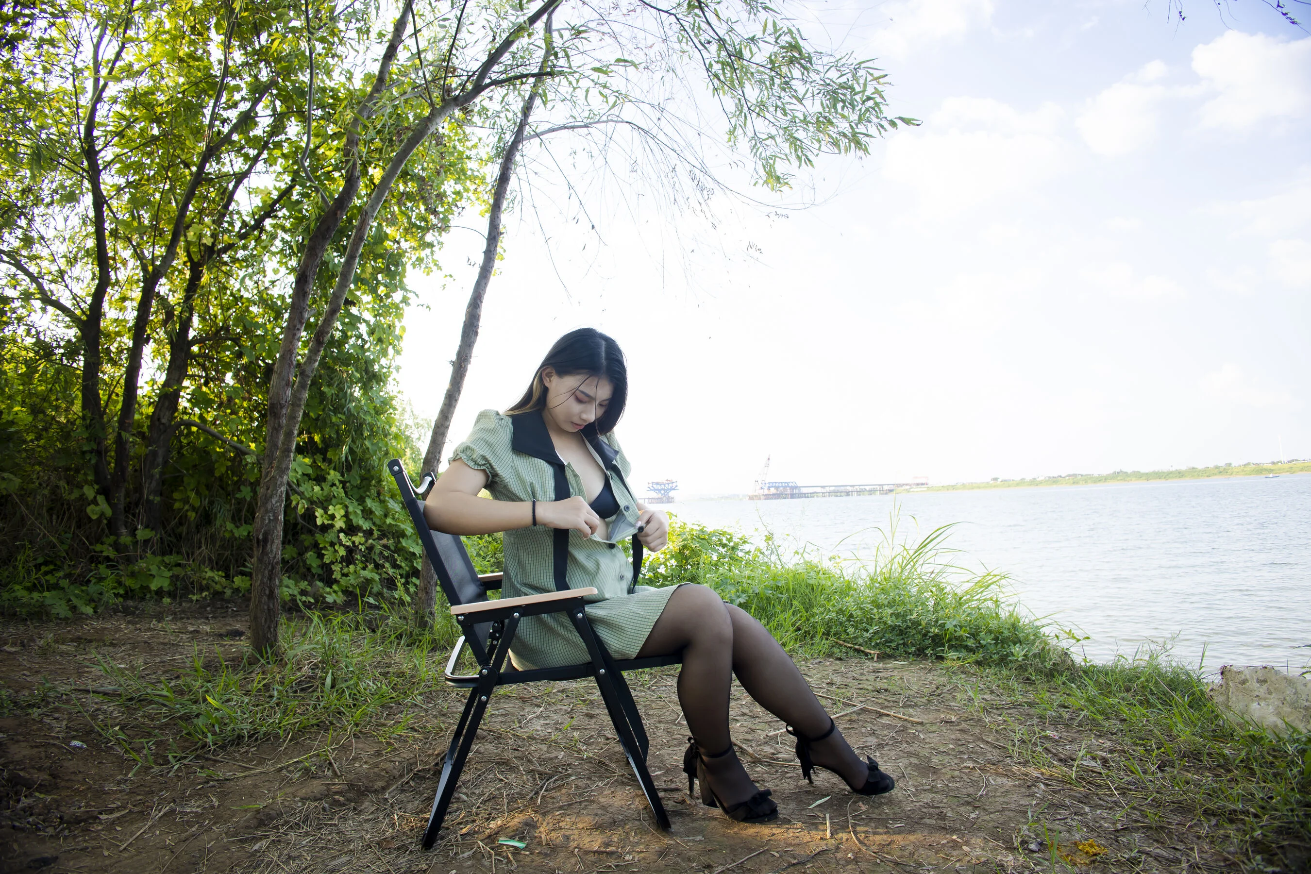 国模静一大尺度人体私拍套图 - Photo 204