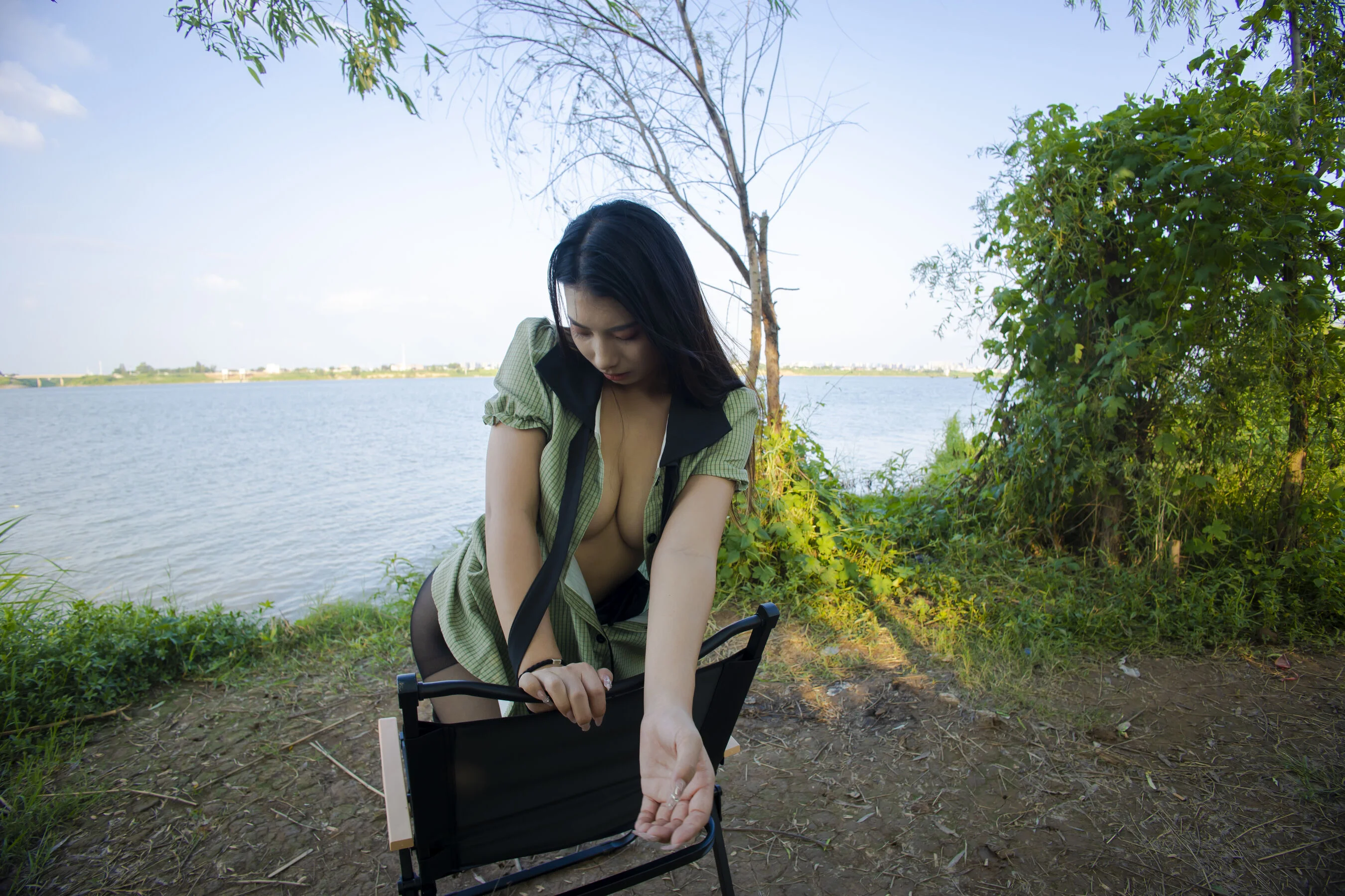 国模静一大尺度人体私拍套图 - Photo 303