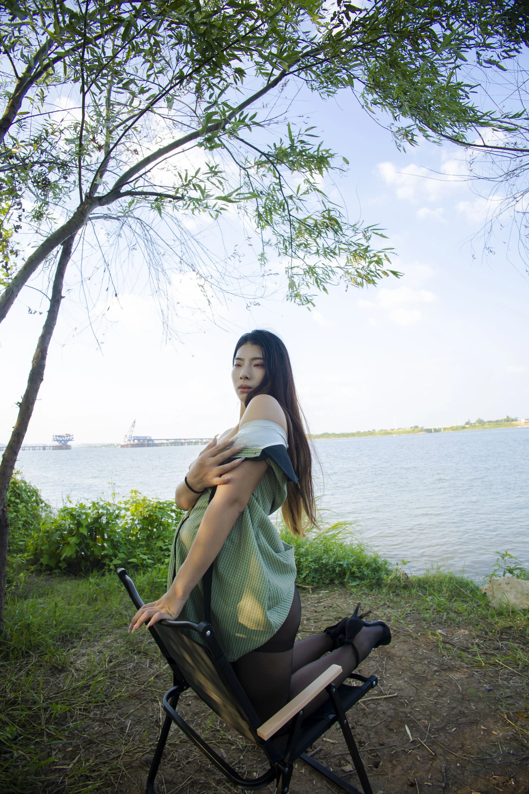 国模静一大尺度人体私拍套图 - Photo 347