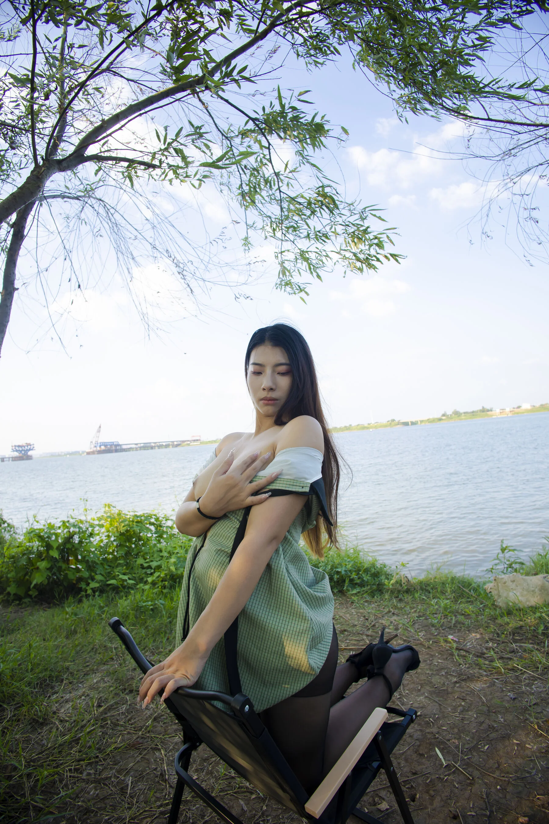 国模静一大尺度人体私拍套图 - Photo 352