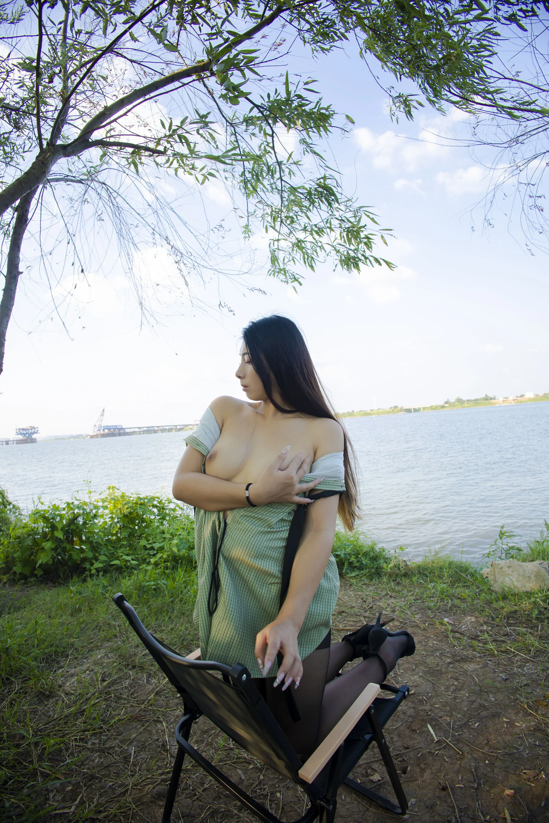 国模静一大尺度人体私拍套图 - Photo 354