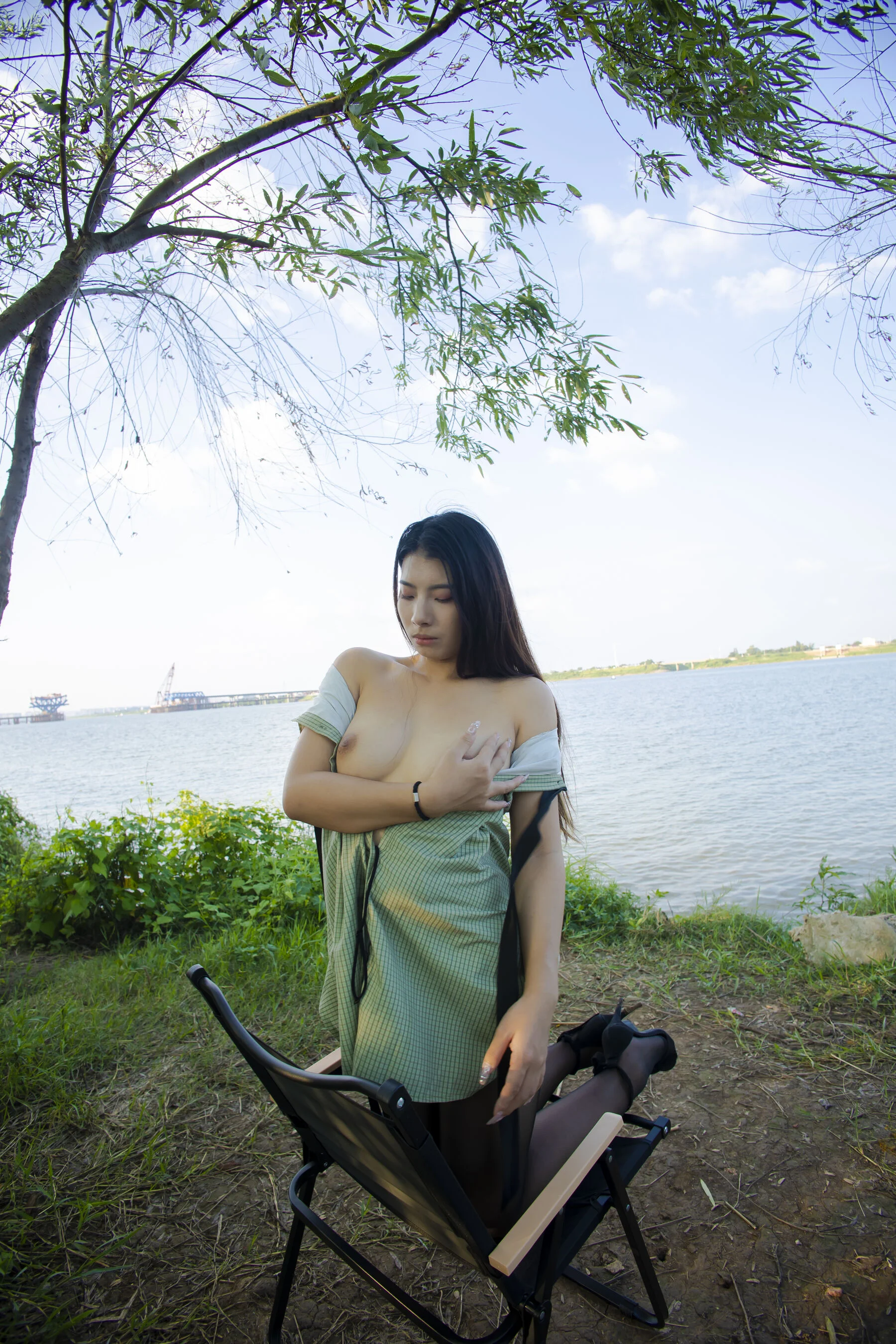 国模静一大尺度人体私拍套图 - Photo 355