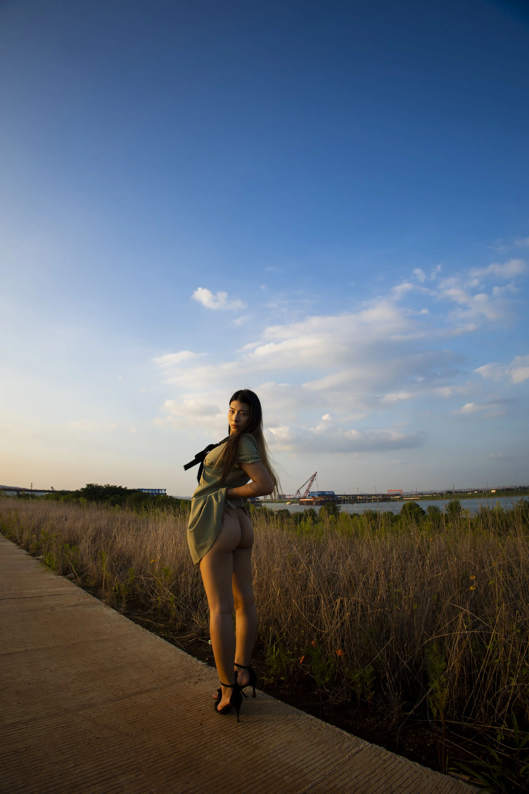 国模静一大尺度人体私拍套图 - Photo 872