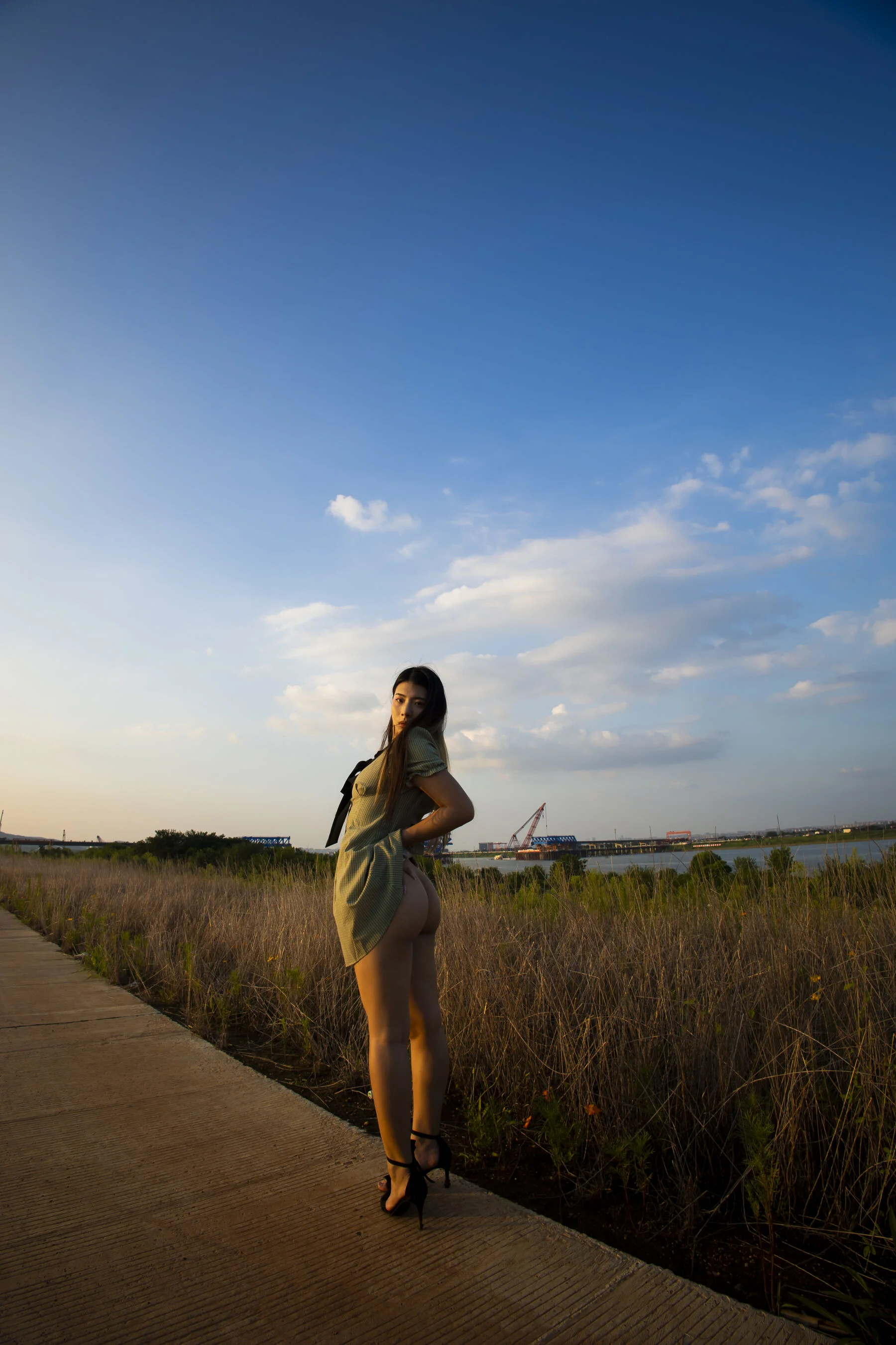 国模静一大尺度人体私拍套图 - Photo 874