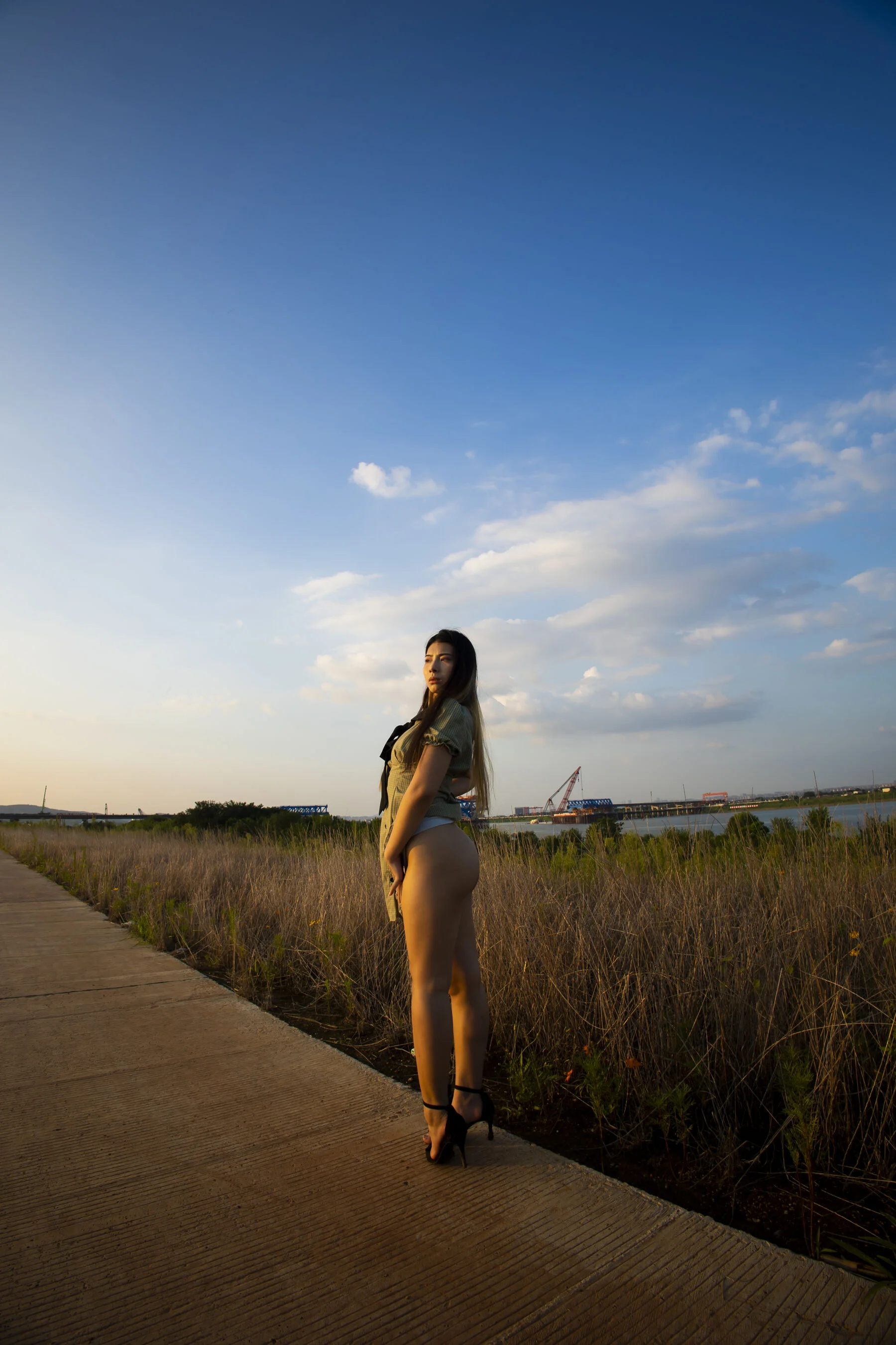 国模静一大尺度人体私拍套图 - Photo 883