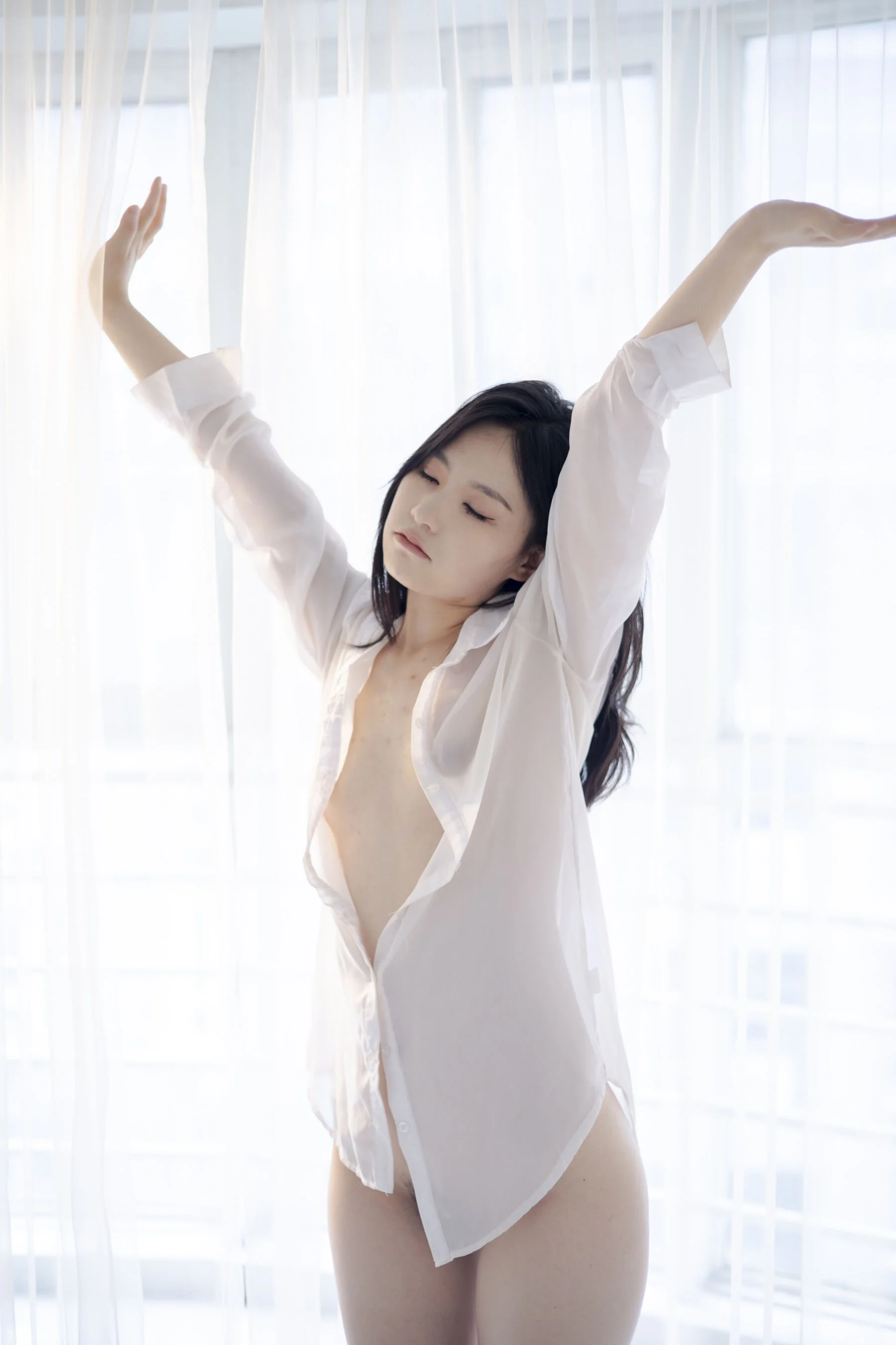 国模沐辰大尺度人体私拍套图 - Photo 375