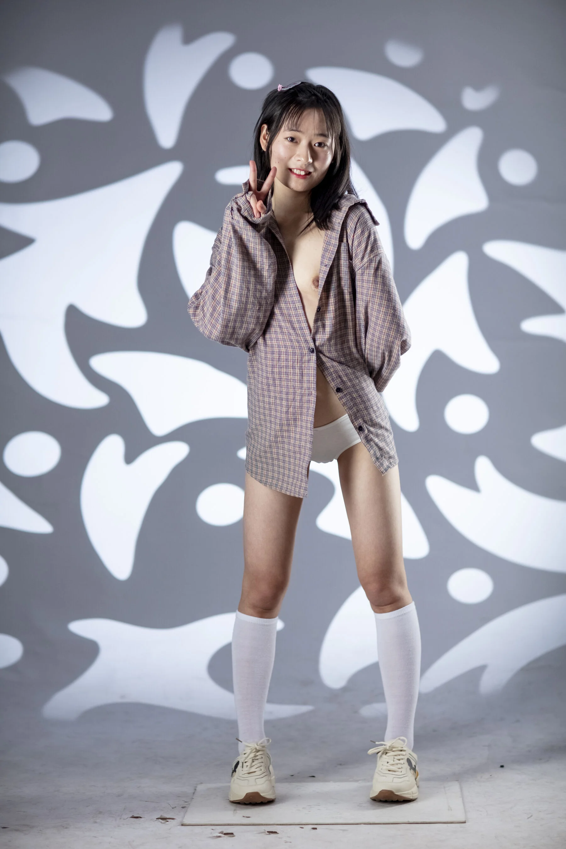 国模恩善大尺度人体私拍套图 - Photo 149