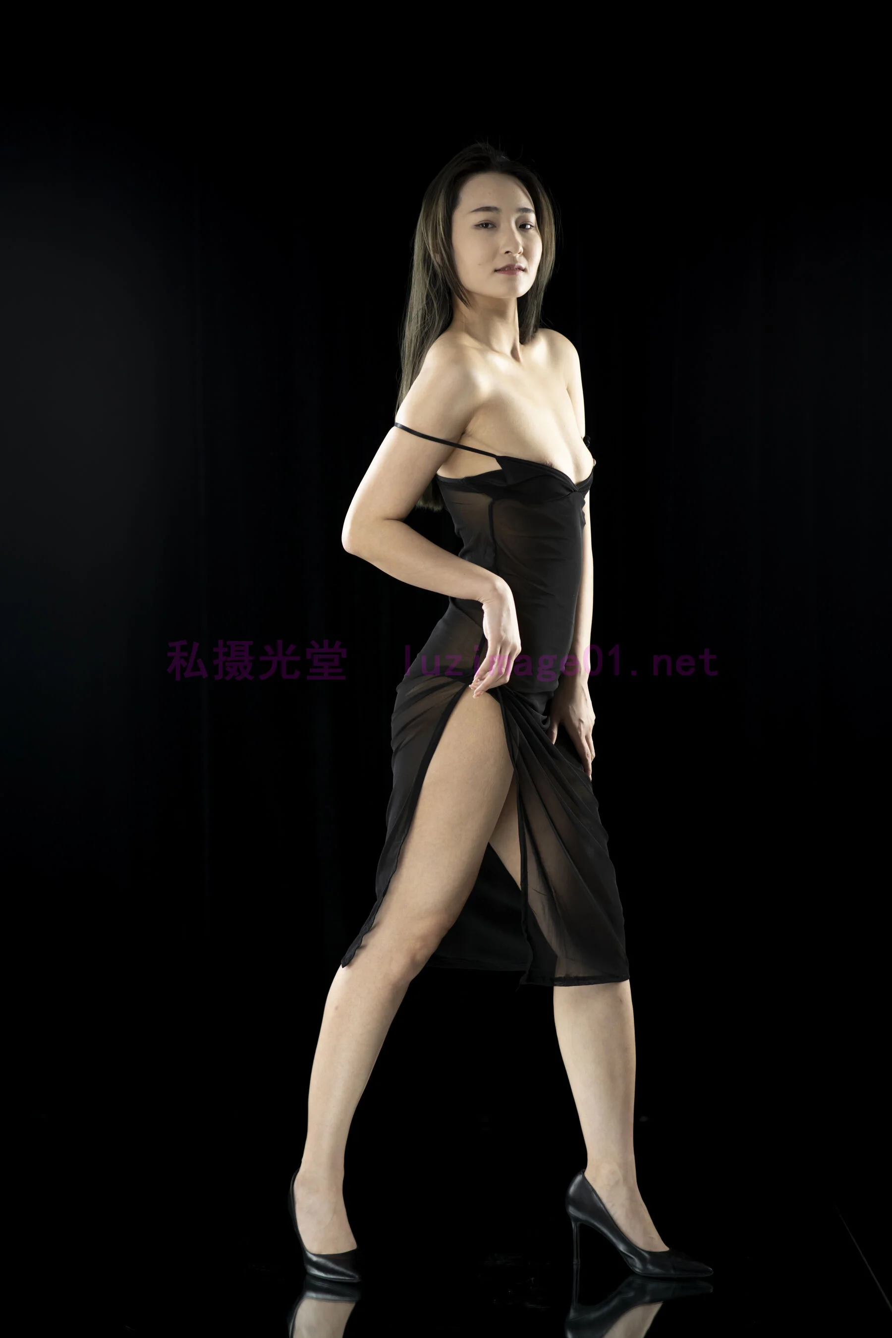 国模若雨大尺度人体私拍套图 - Photo 378