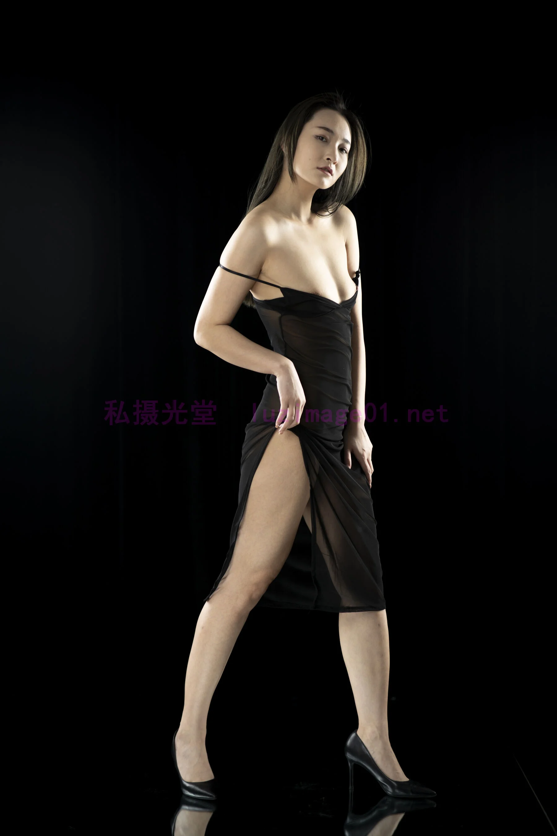 国模若雨大尺度人体私拍套图 - Photo 381