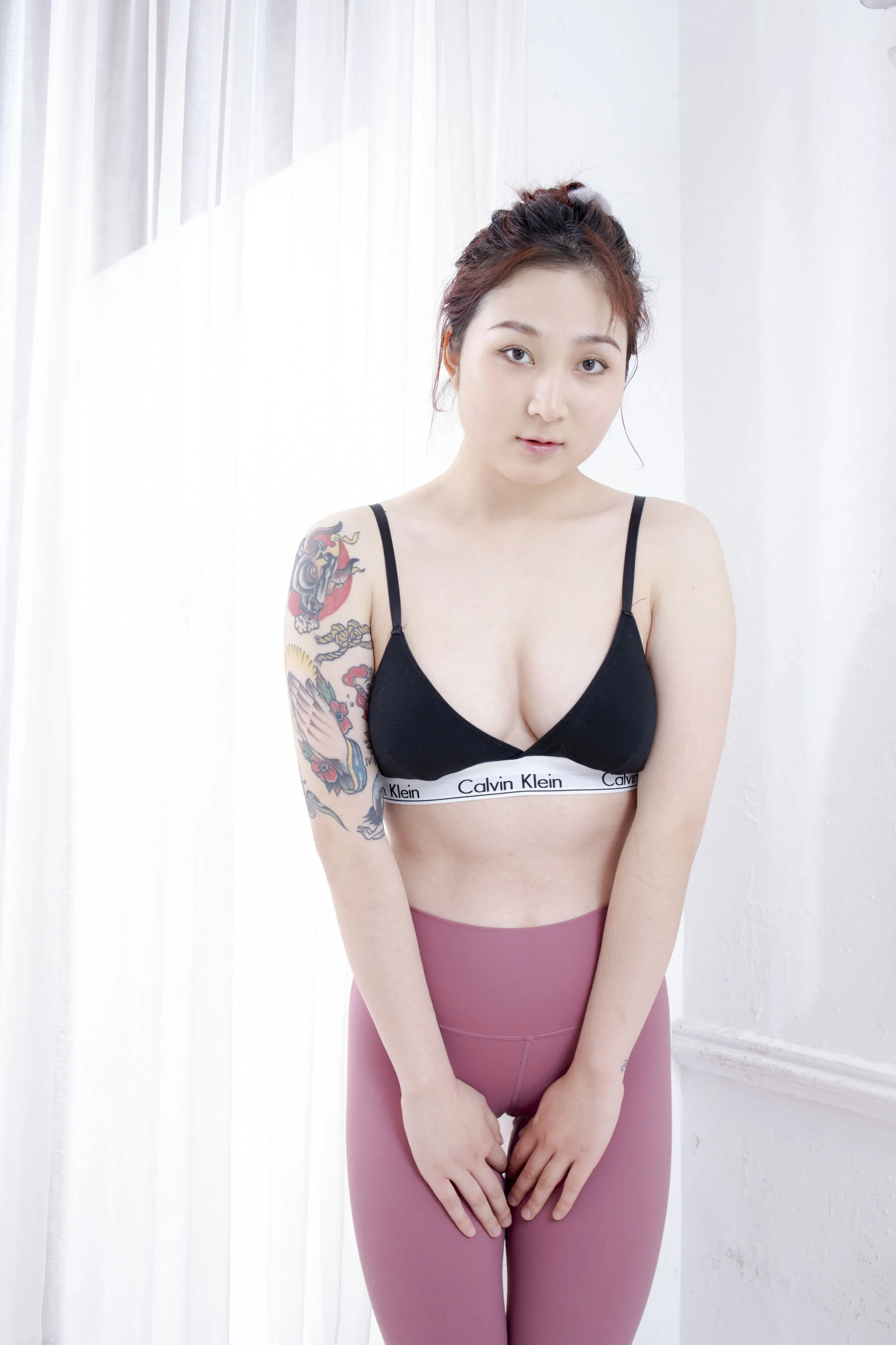 国模林玲大尺度人体私拍套图 - Photo 156