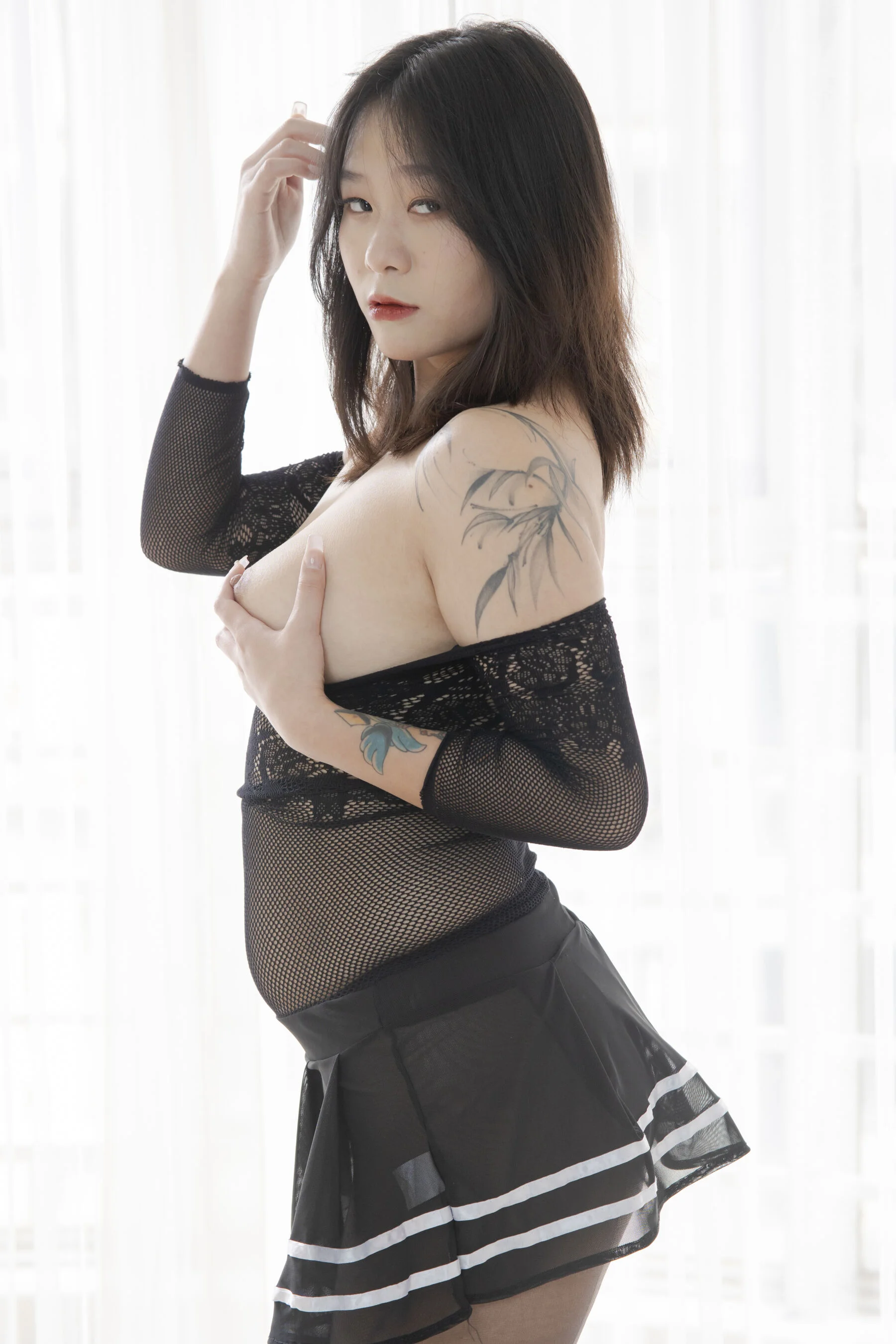 国模悦芸大尺度人体私拍套图 - Photo 54