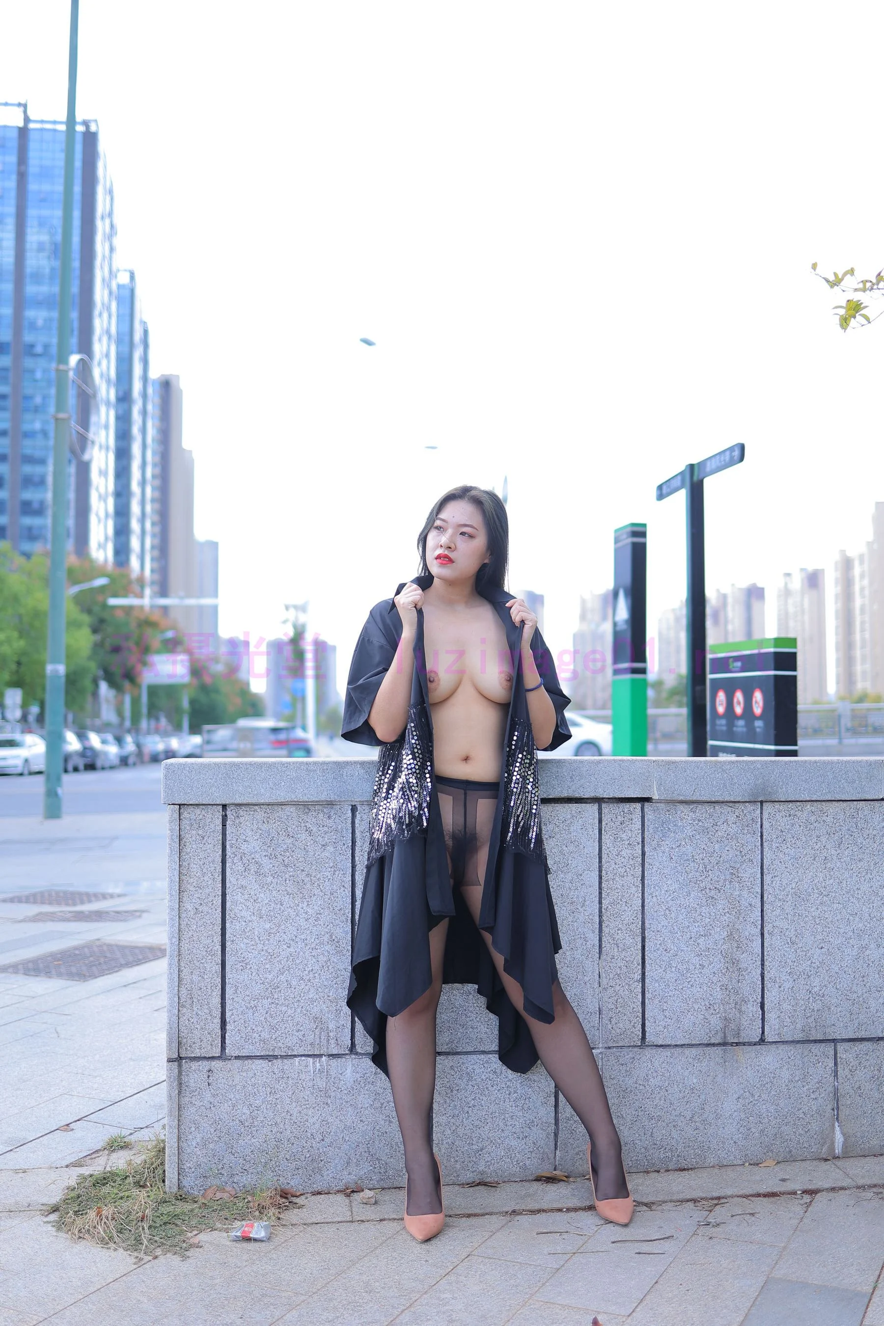 国模宁蒗大尺度人体私拍套图 - Photo 216