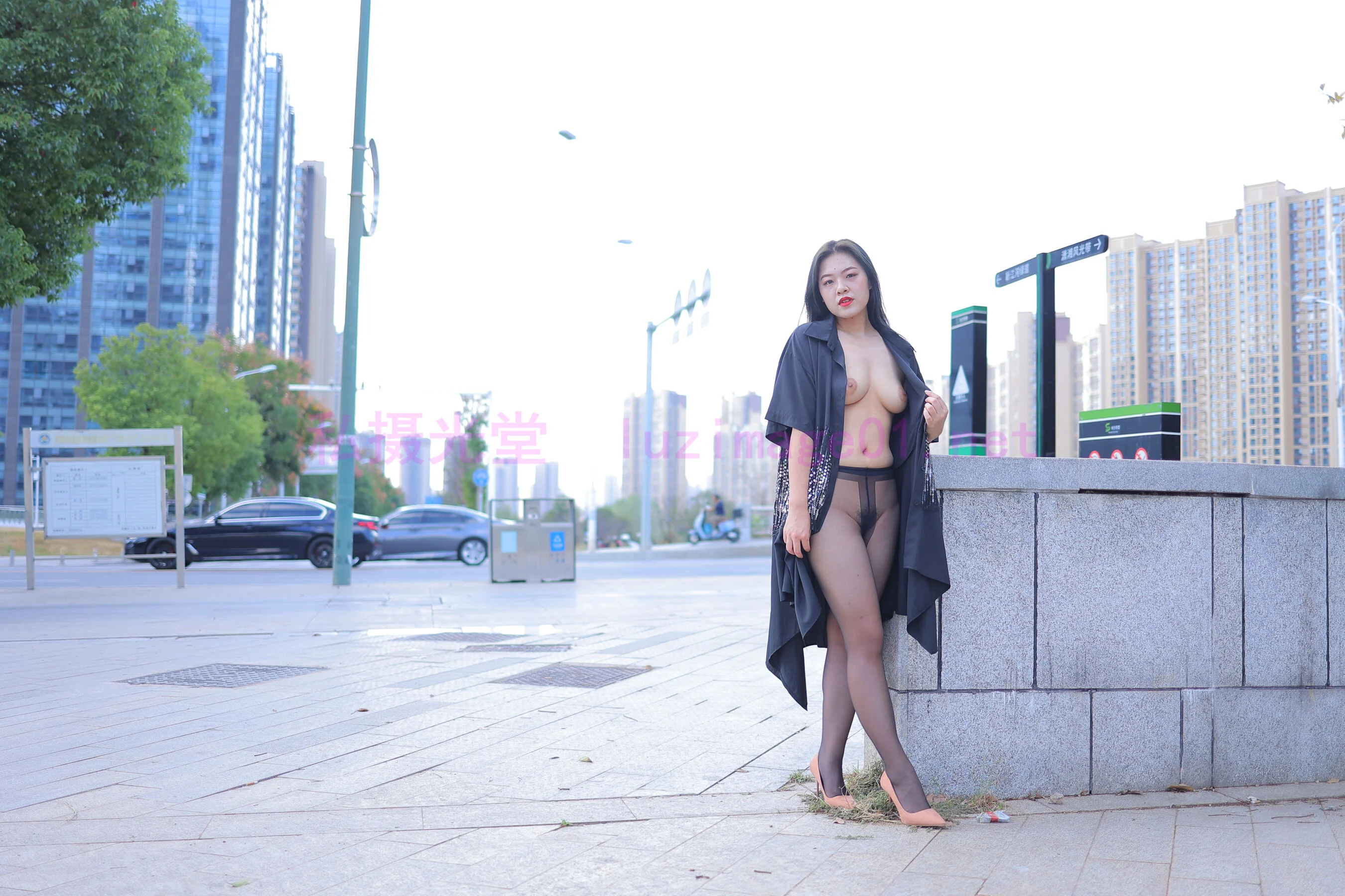 国模宁蒗大尺度人体私拍套图 - Photo 258