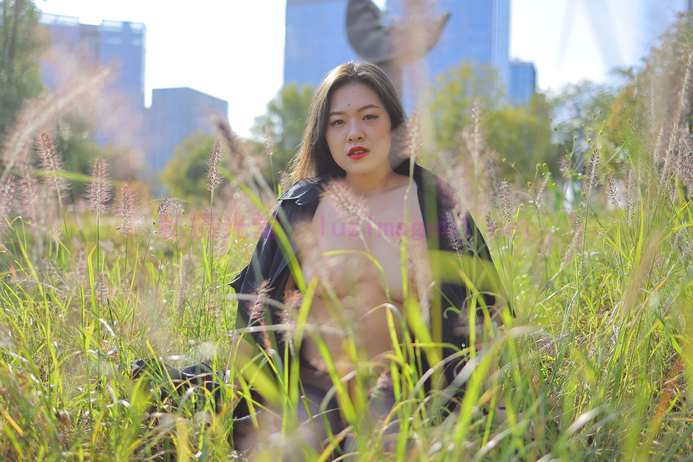 国模宁蒗大尺度人体私拍套图 - Photo 375