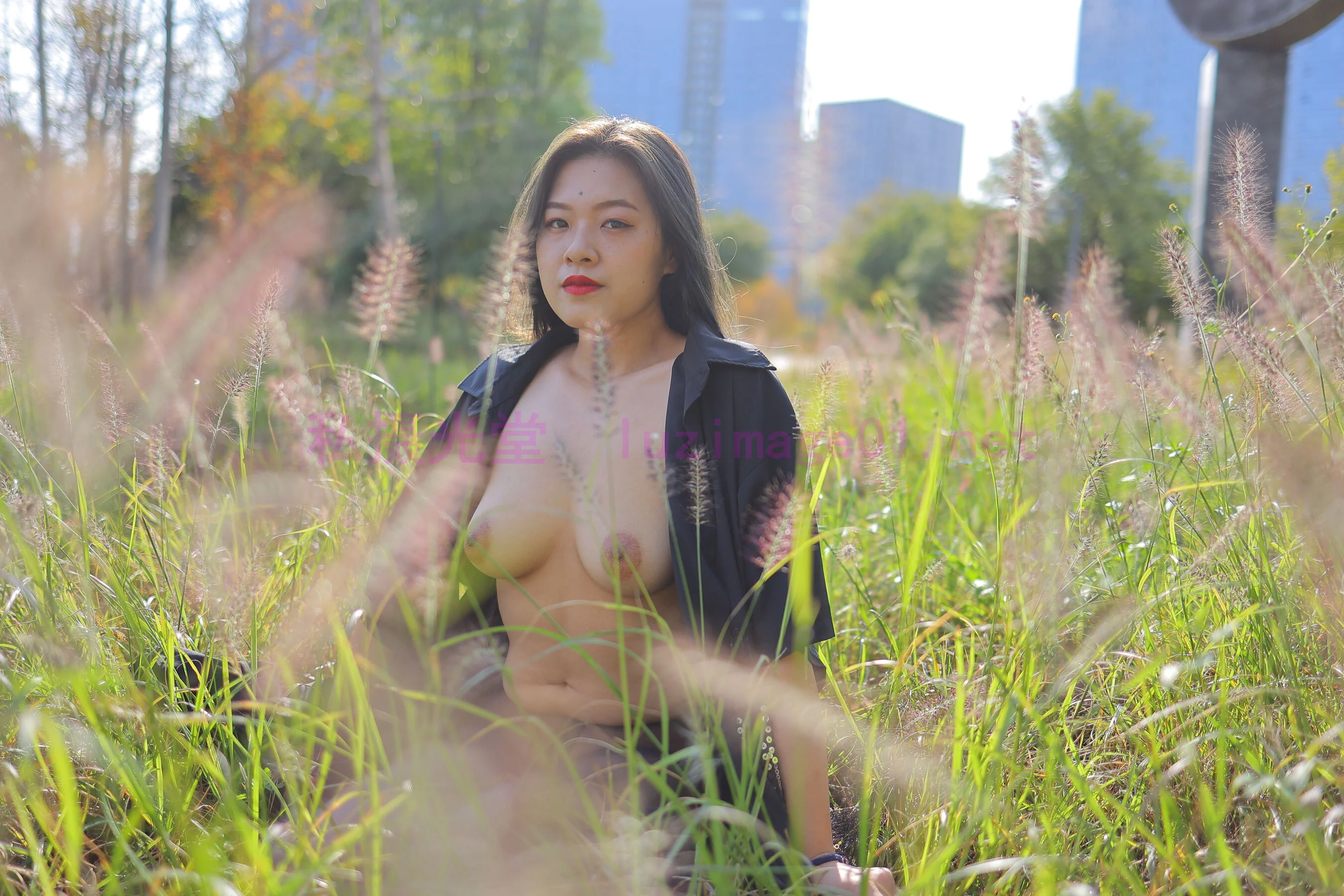 国模宁蒗大尺度人体私拍套图 - Photo 382