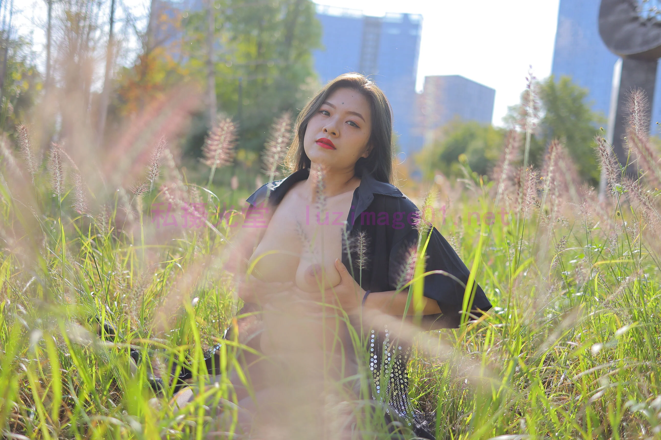 国模宁蒗大尺度人体私拍套图 - Photo 392