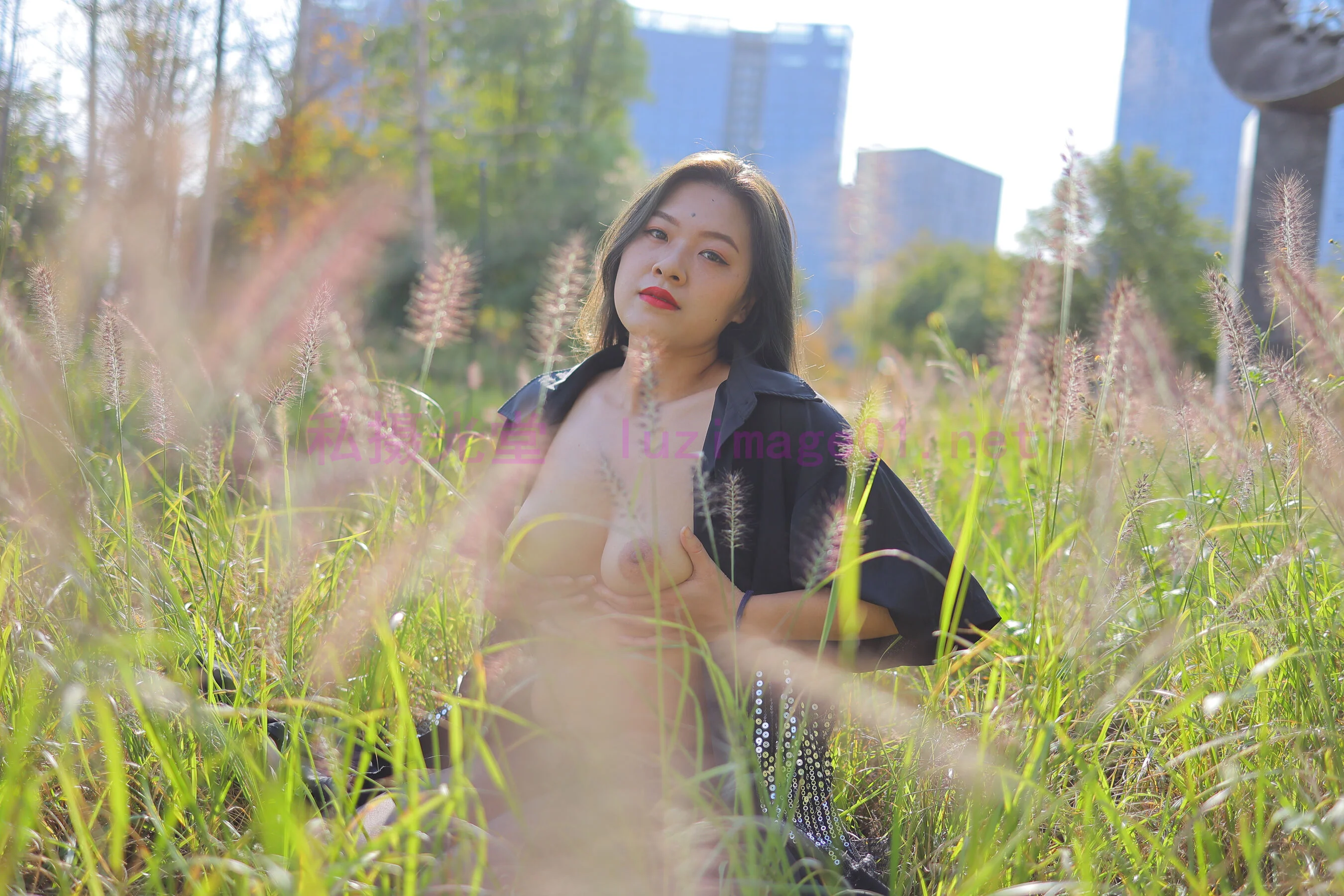 国模宁蒗大尺度人体私拍套图 - Photo 393