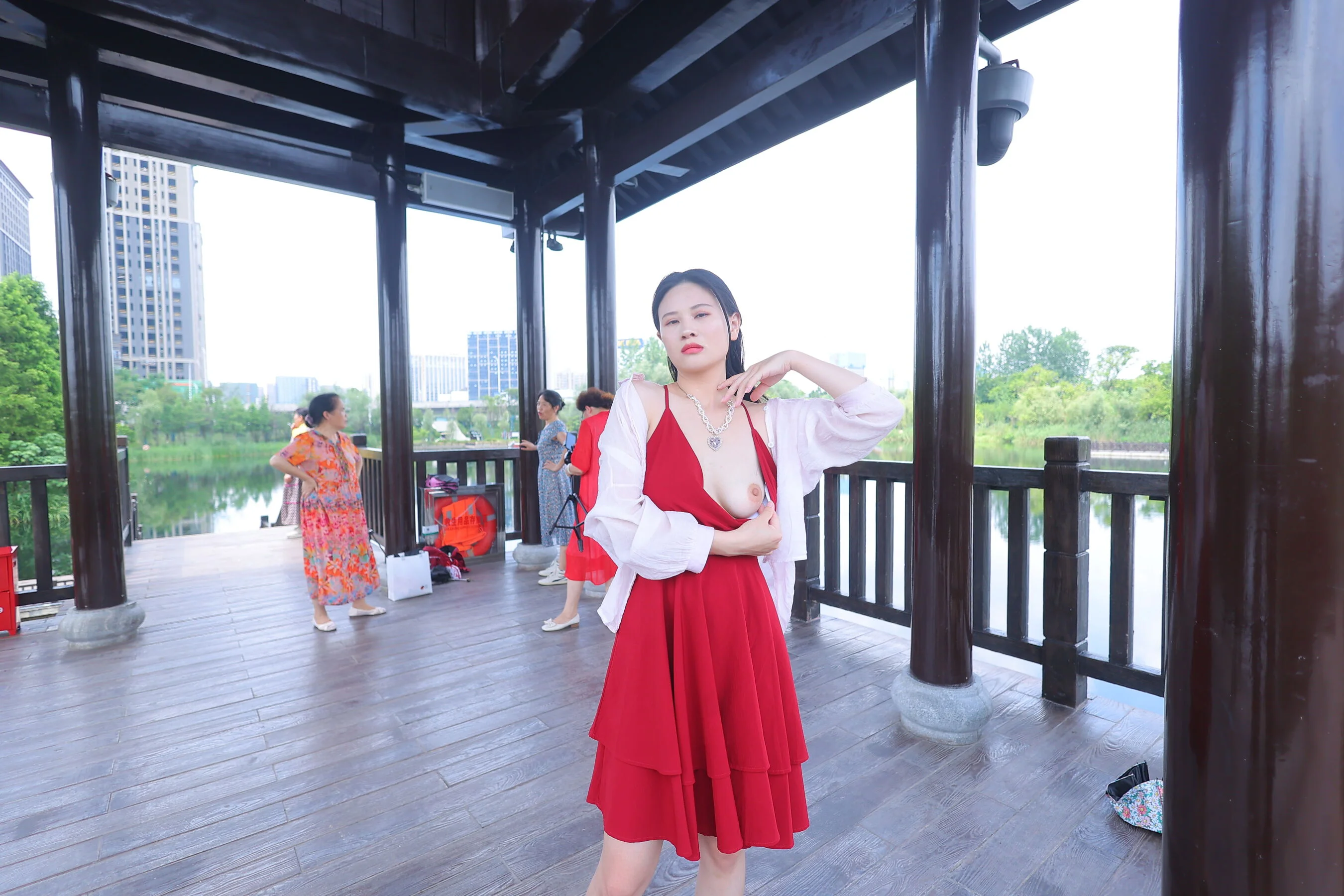 国模如懿大尺度人体私拍套图 - Photo 300