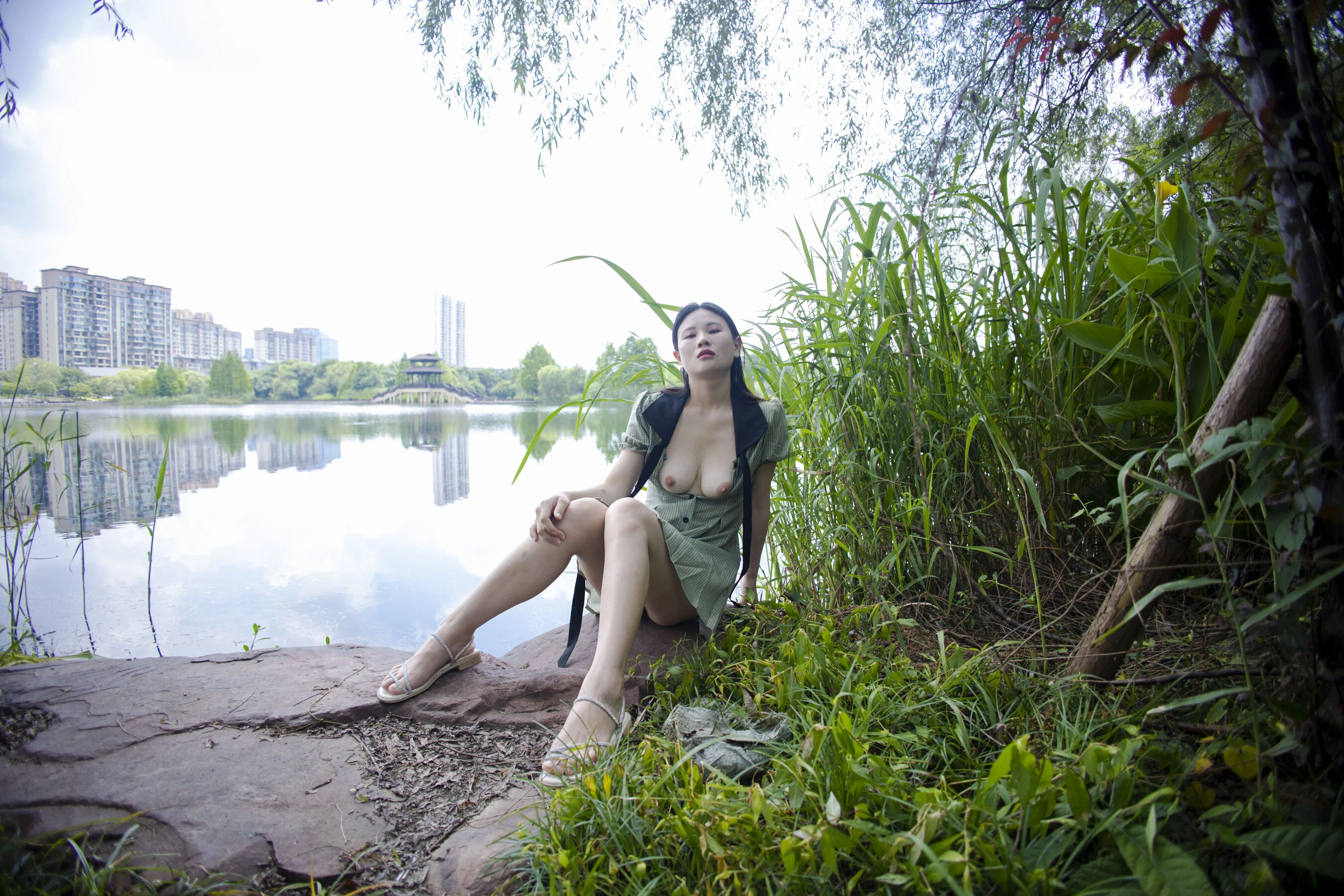 国模如懿大尺度人体私拍套图 - Photo 729