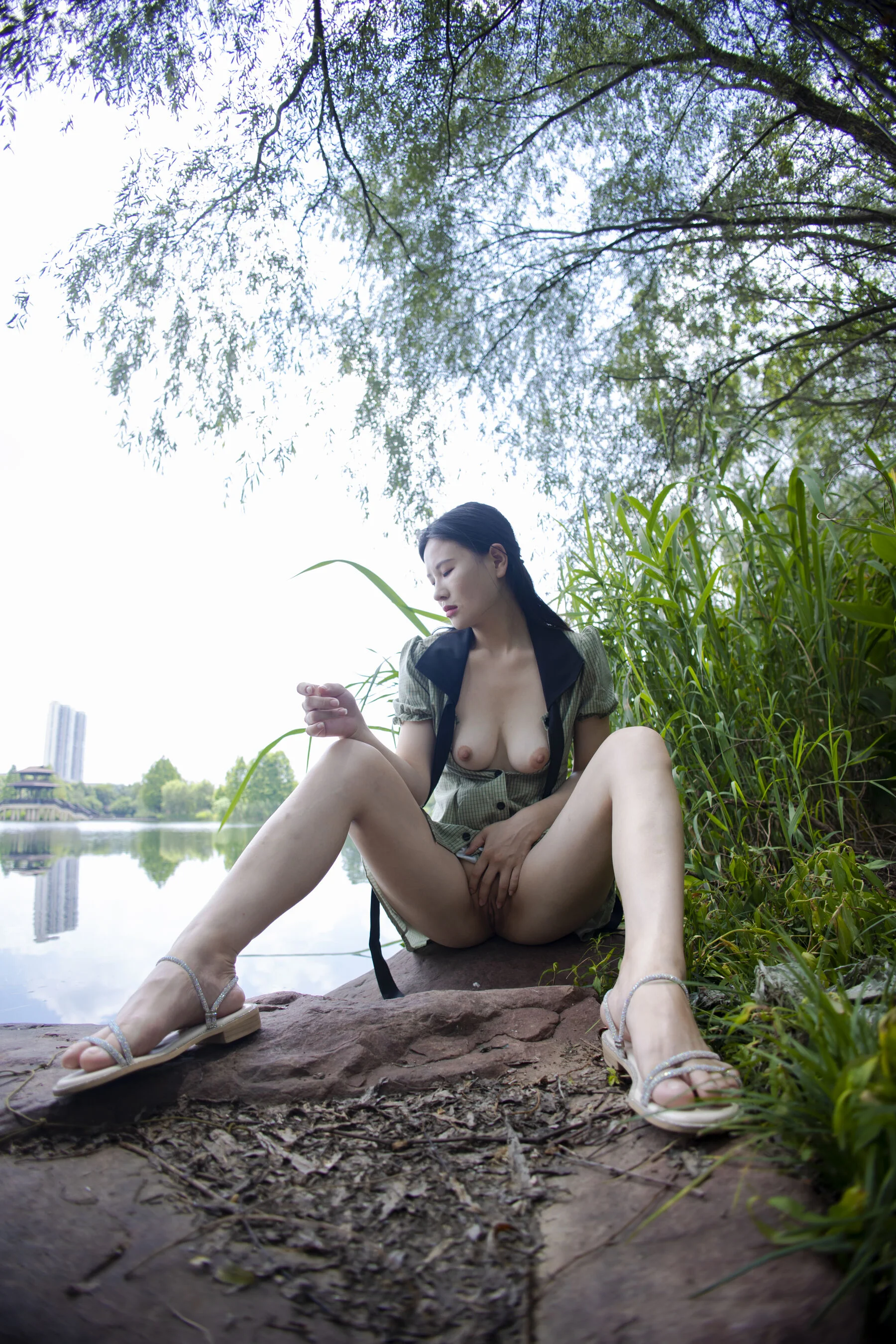 国模如懿大尺度人体私拍套图 - Photo 752