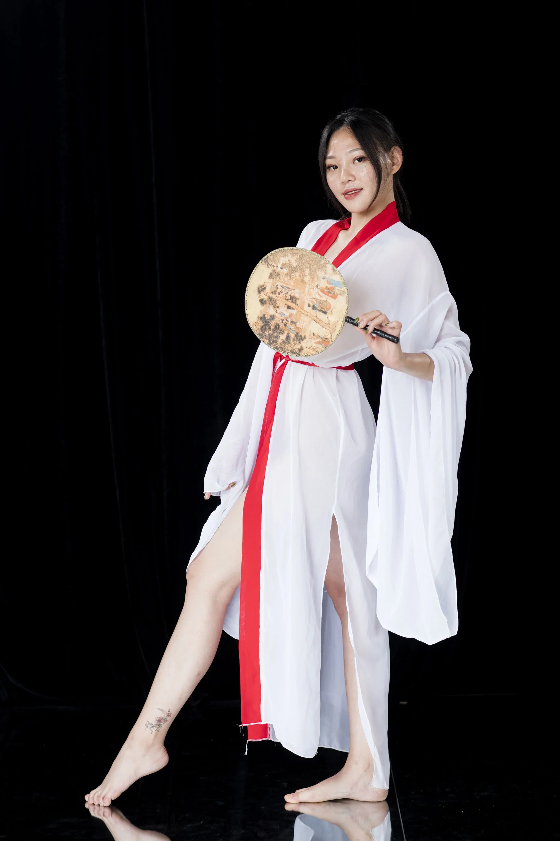 国模小优（辛迪）大尺度人体私拍套图 - Photo 448