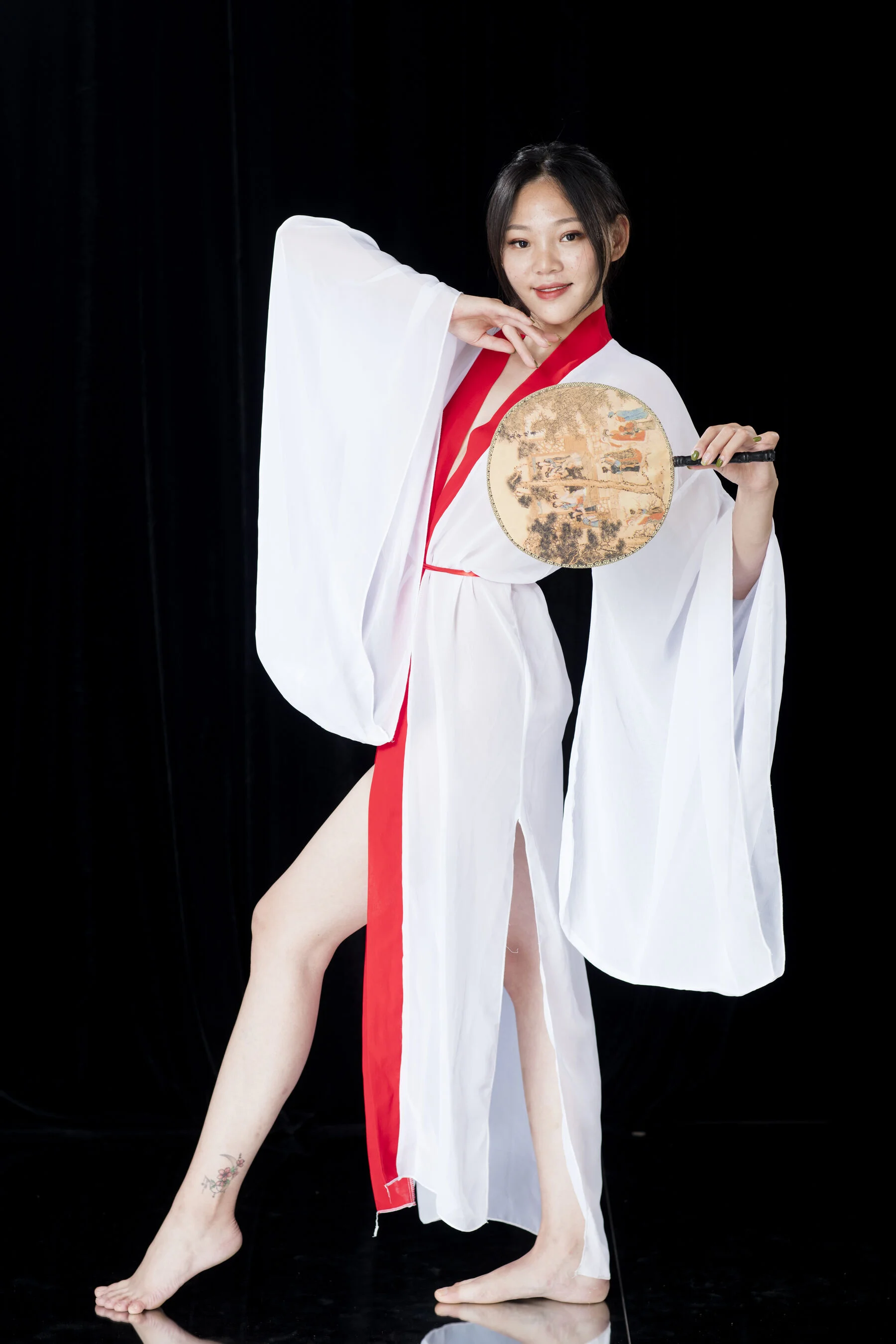 国模小优（辛迪）大尺度人体私拍套图 - Photo 455