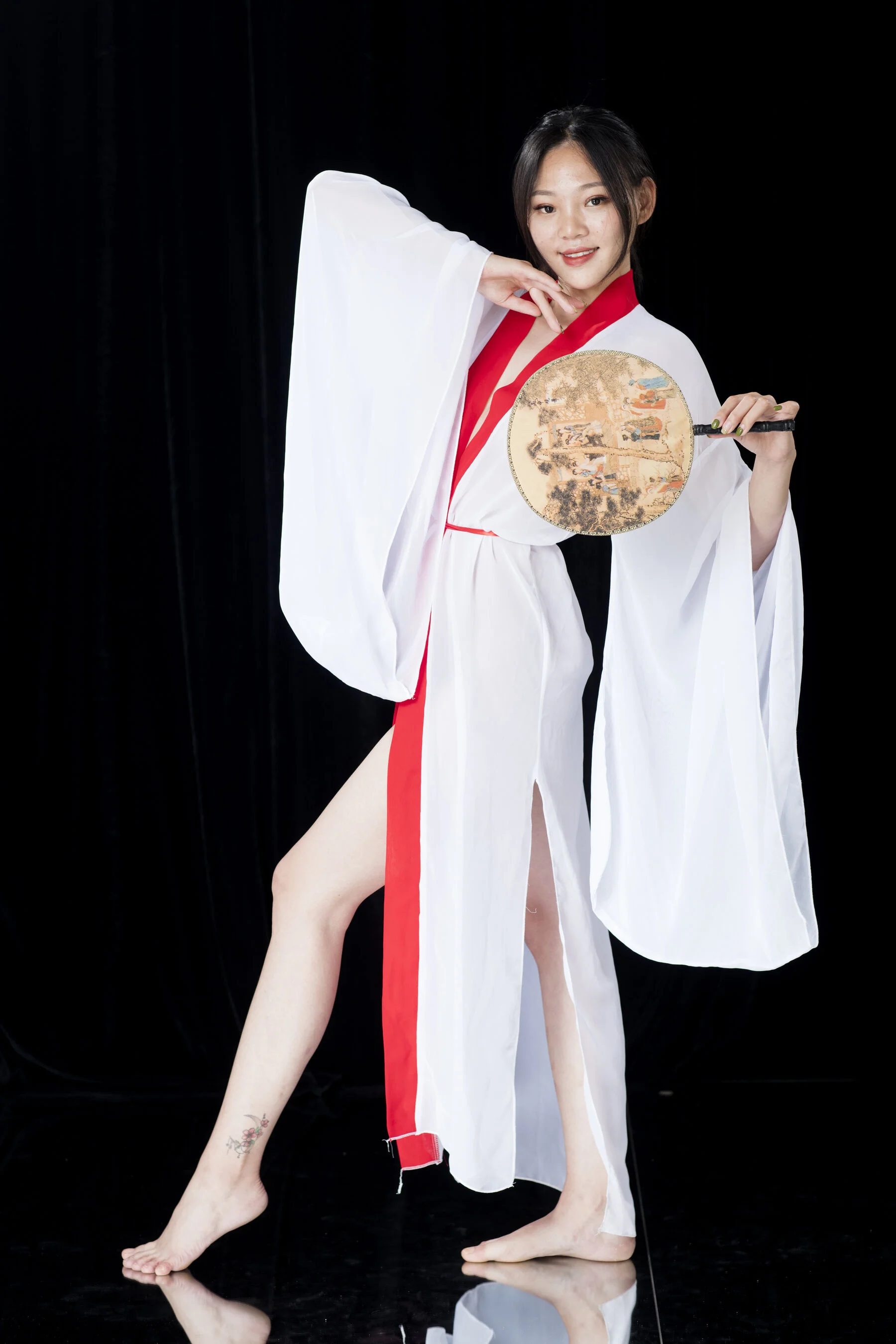 国模小优（辛迪）大尺度人体私拍套图 - Photo 456