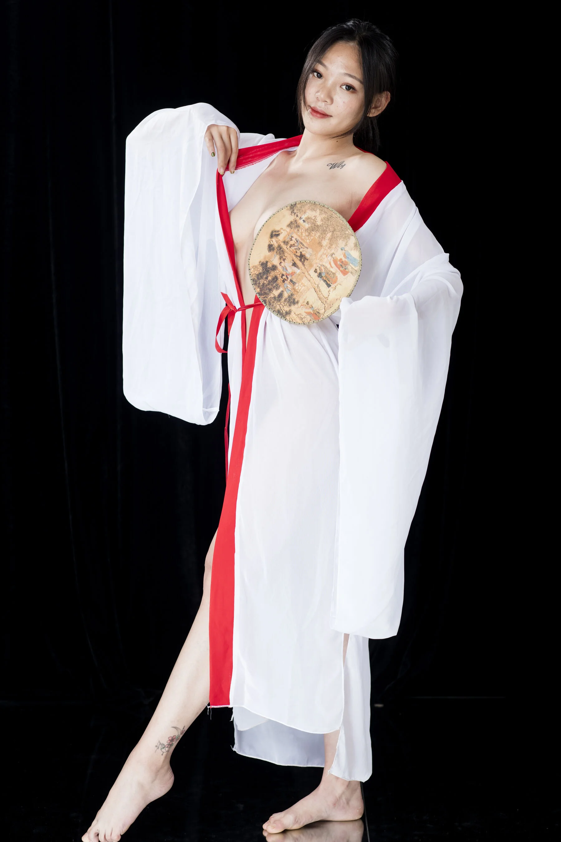 国模小优（辛迪）大尺度人体私拍套图 - Photo 468