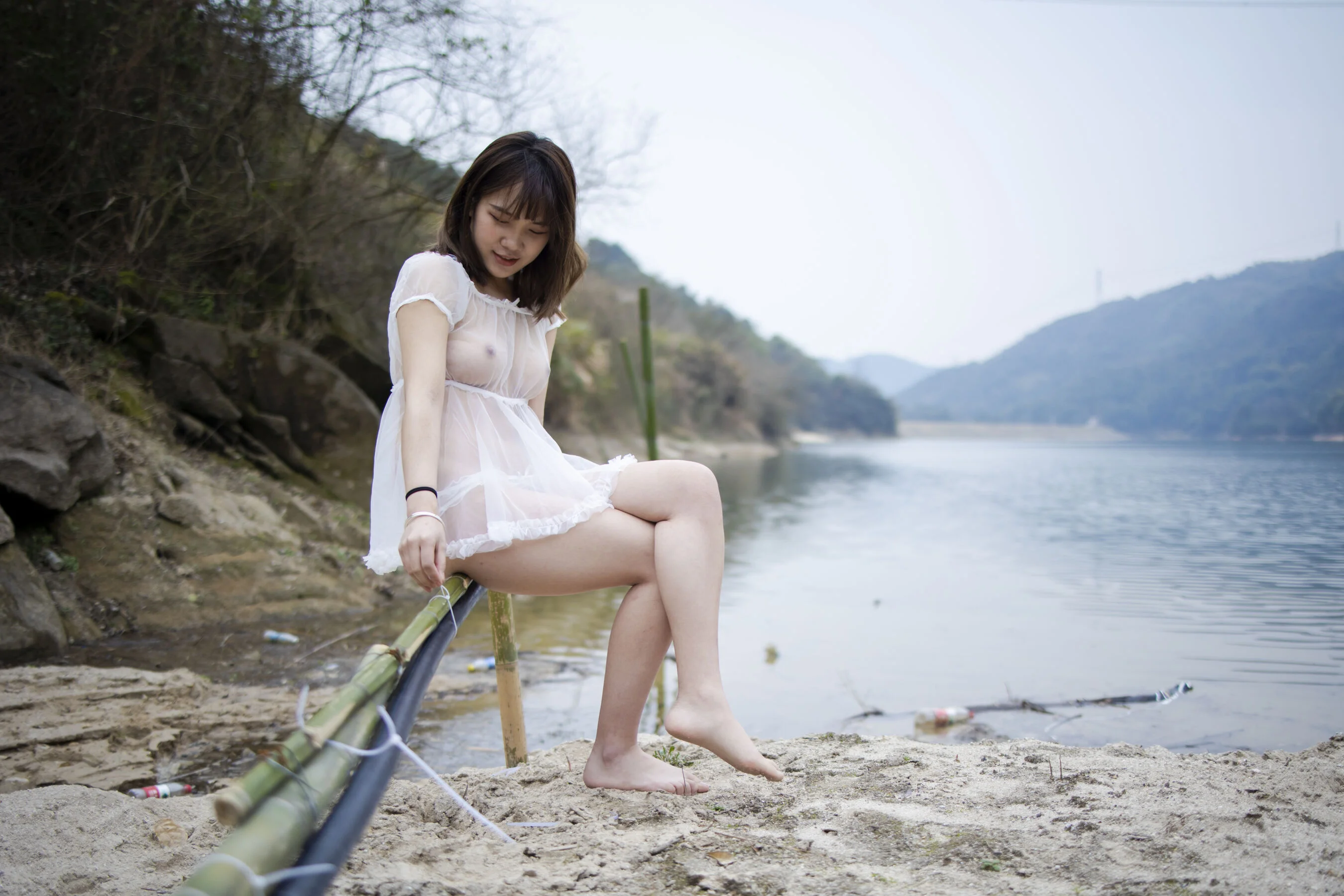 国模果果大尺度人体私拍套图 - Photo 214