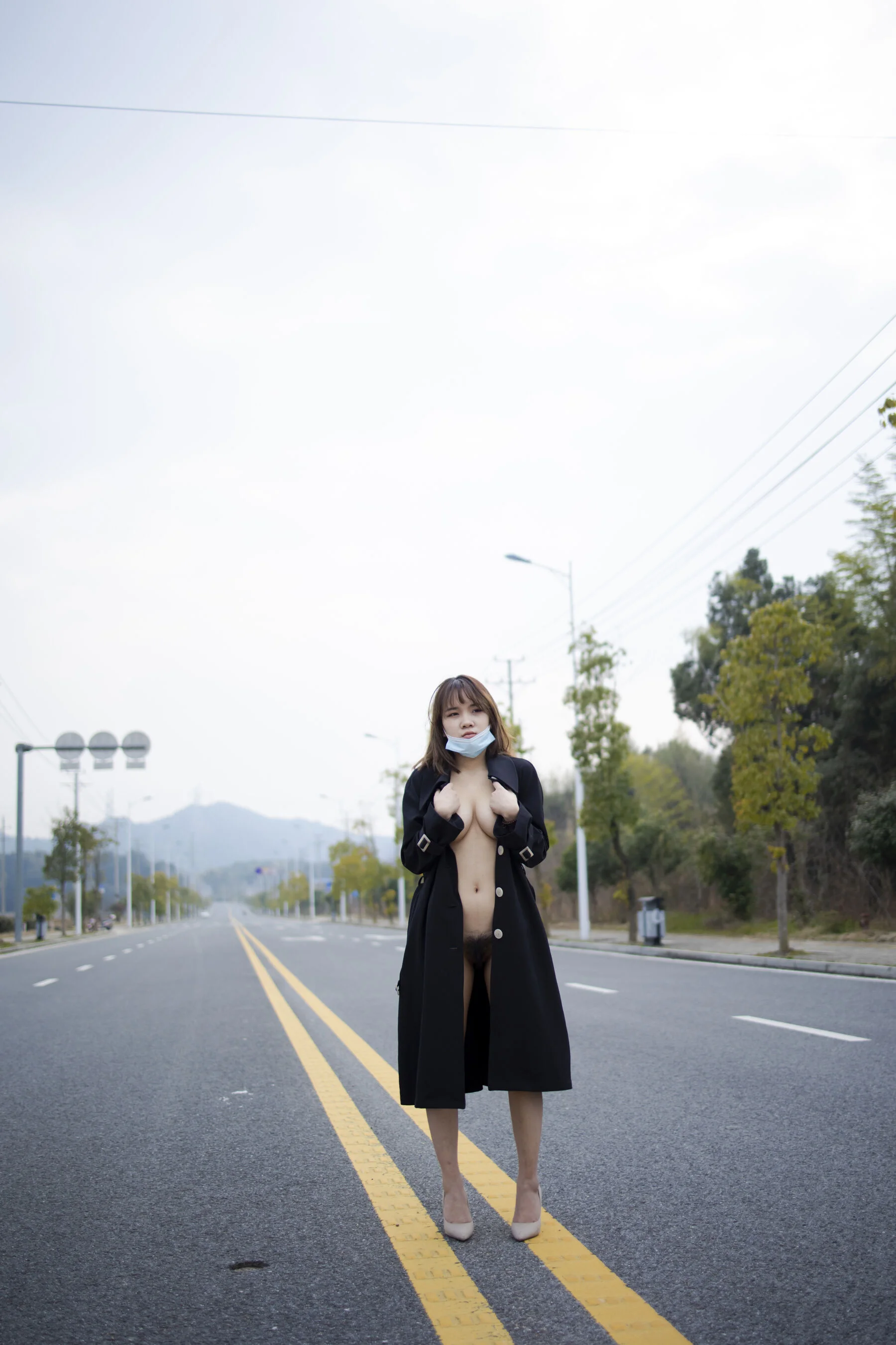 国模果果大尺度人体私拍套图 - Photo 532