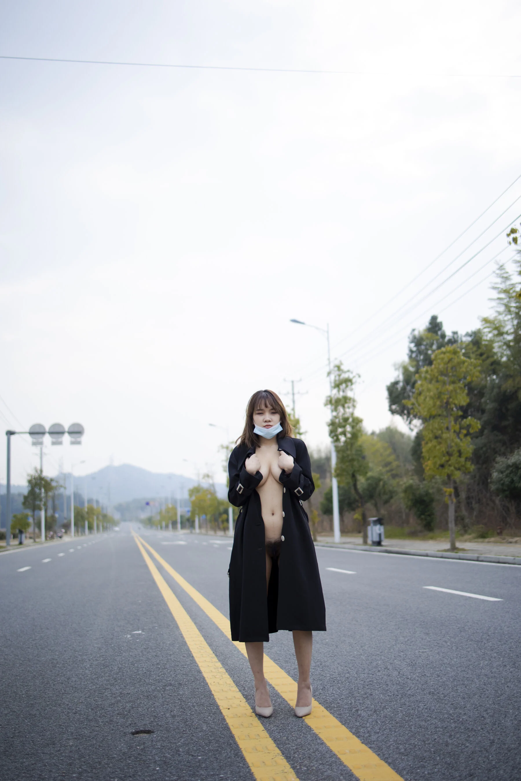 国模果果大尺度人体私拍套图 - Photo 533