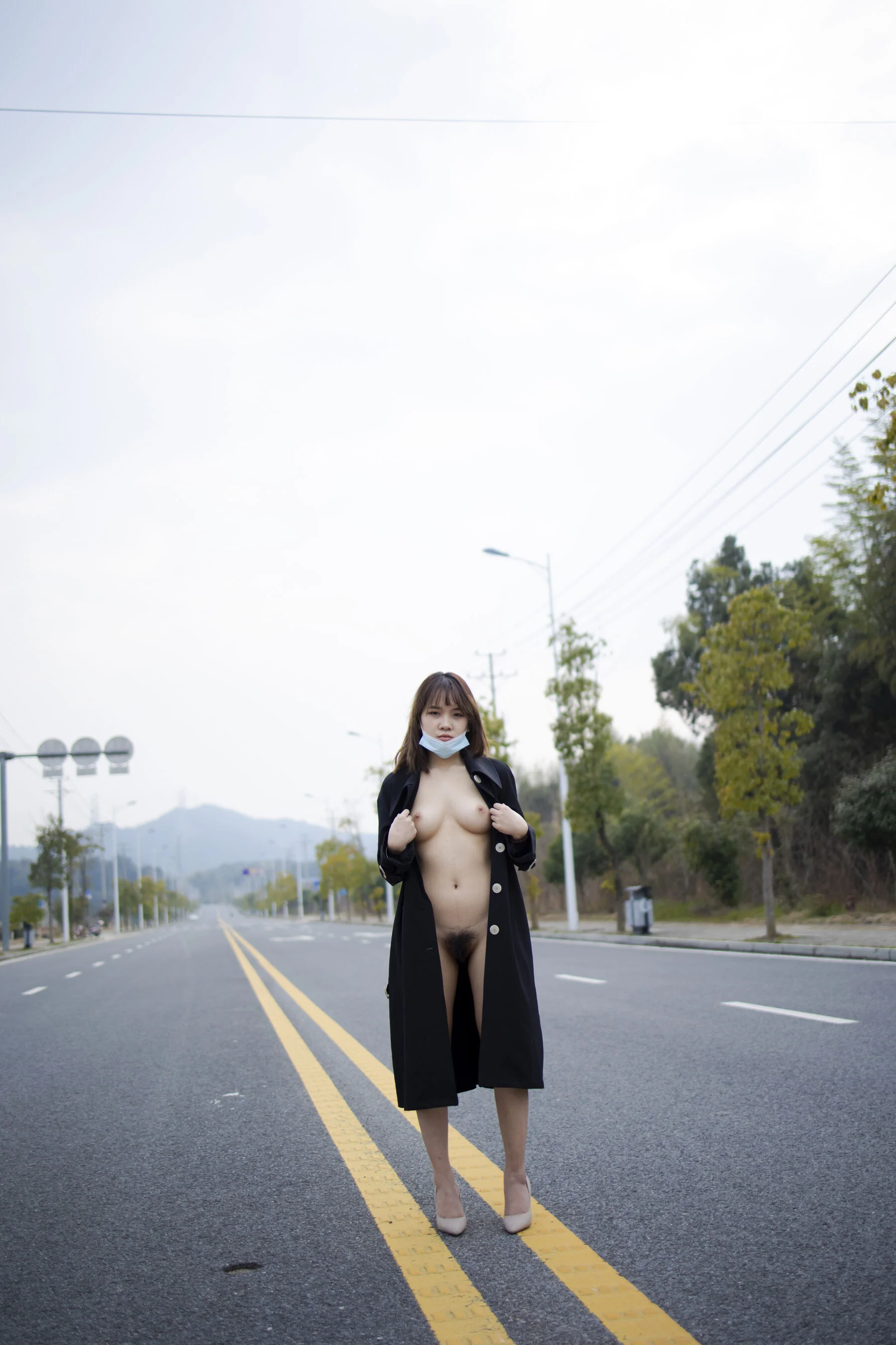 国模果果大尺度人体私拍套图 - Photo 535