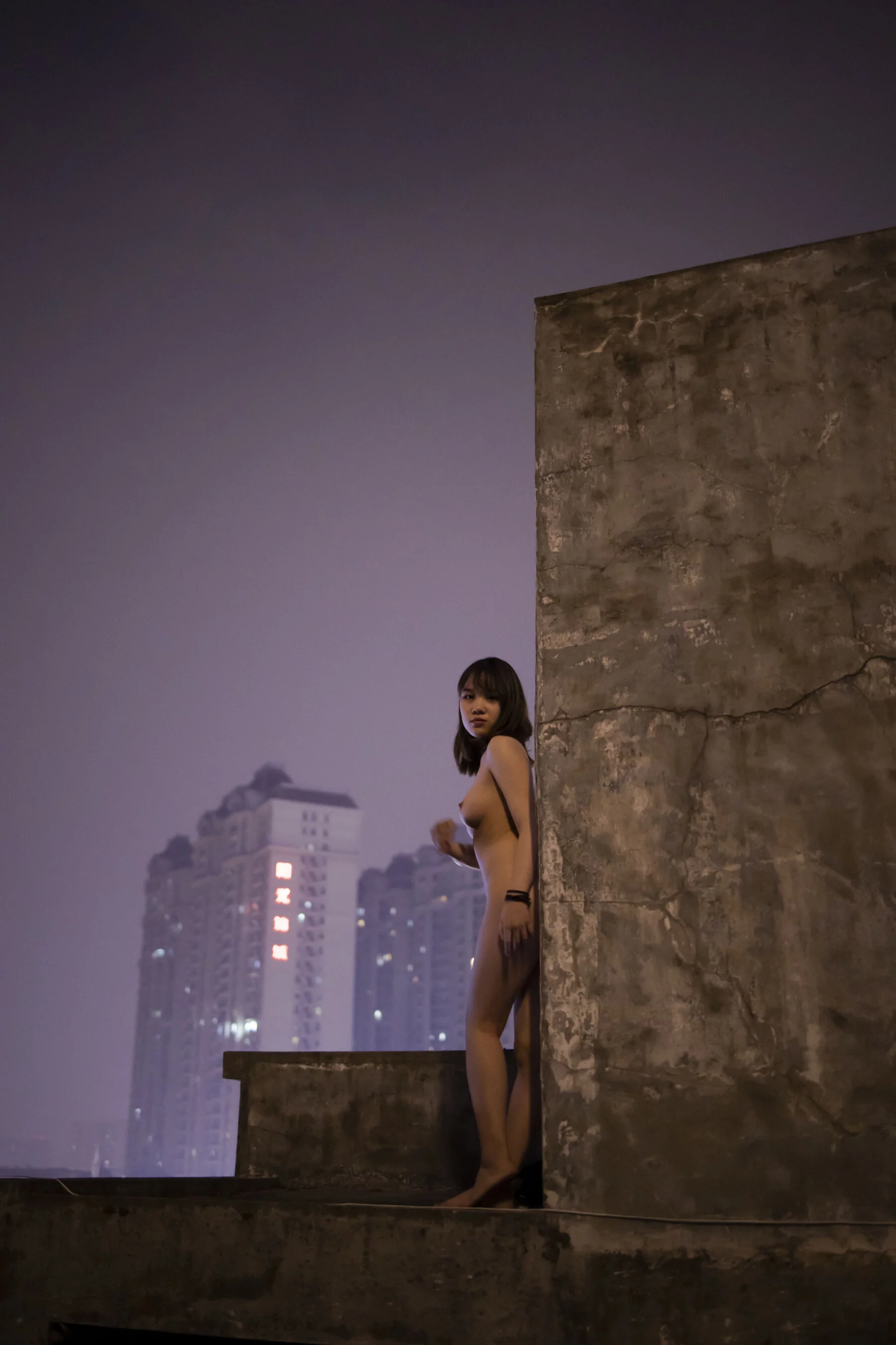 国模果果大尺度人体私拍套图 - Photo 604