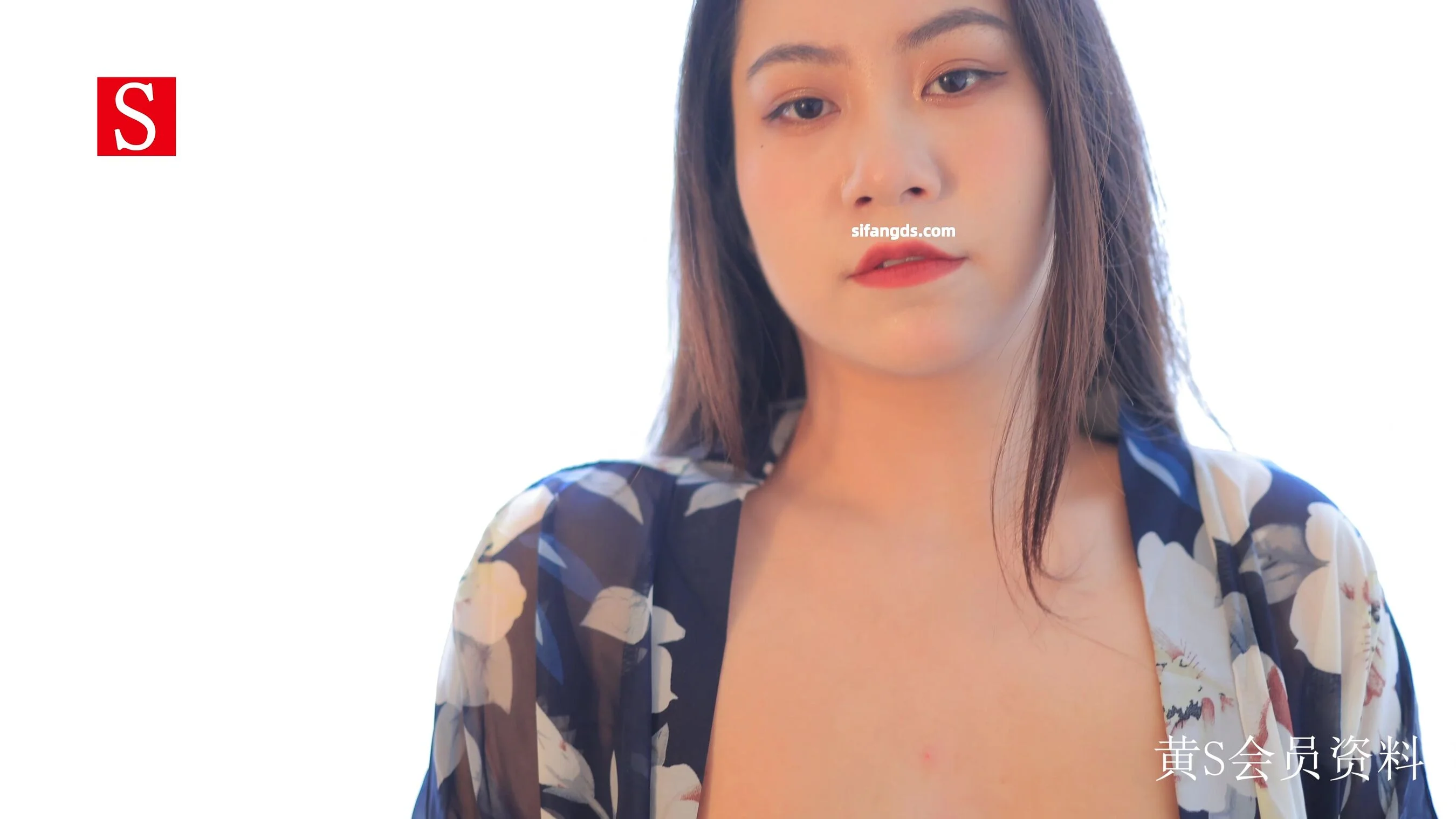 国模宇宁大尺度人体私拍套图 - Photo 99