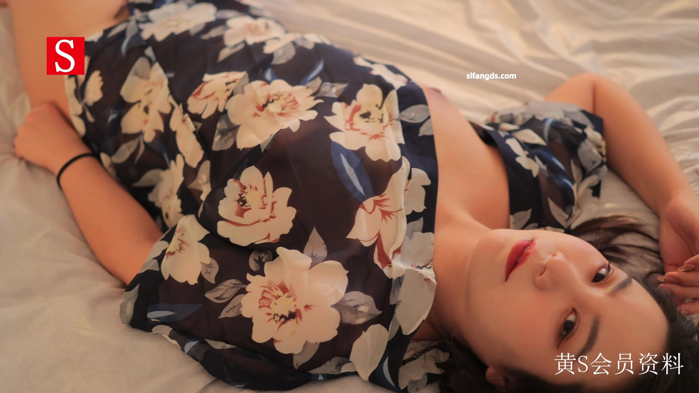 国模宇宁大尺度人体私拍套图 - Photo 173