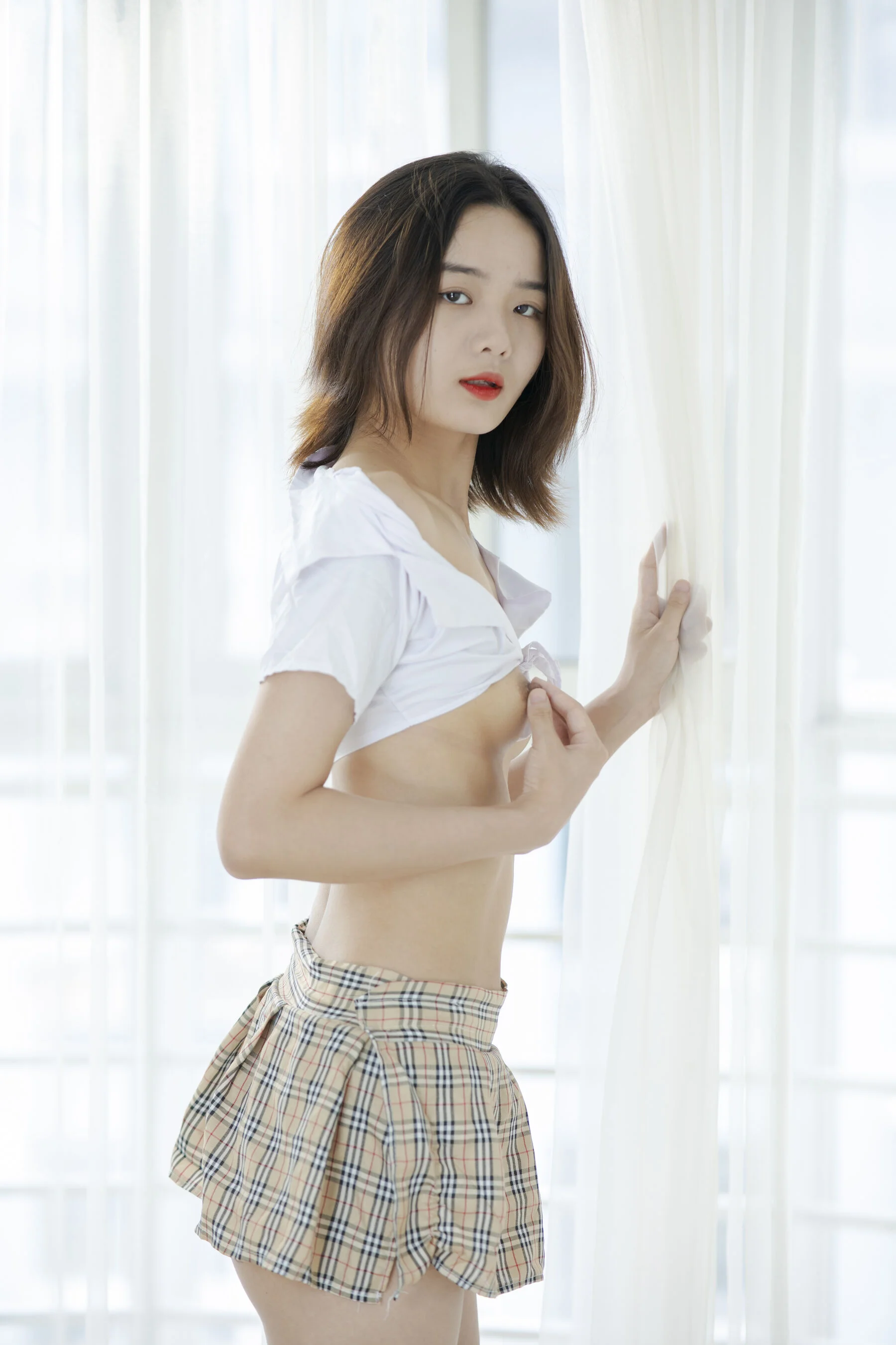 国模小爱大尺度人体私拍套图 - Photo 206